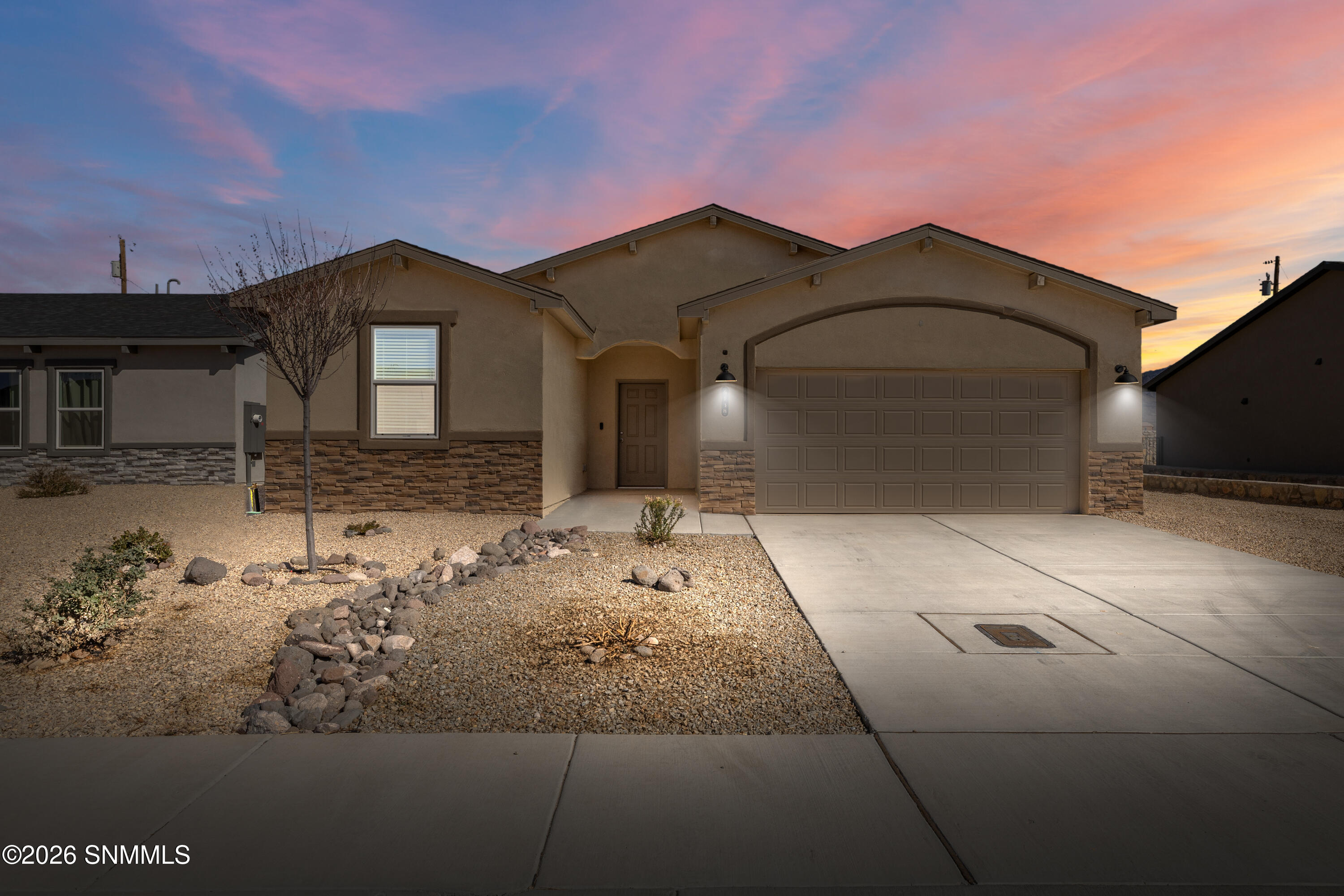 6139-Montgomery-MLS-Camera-Guy-1