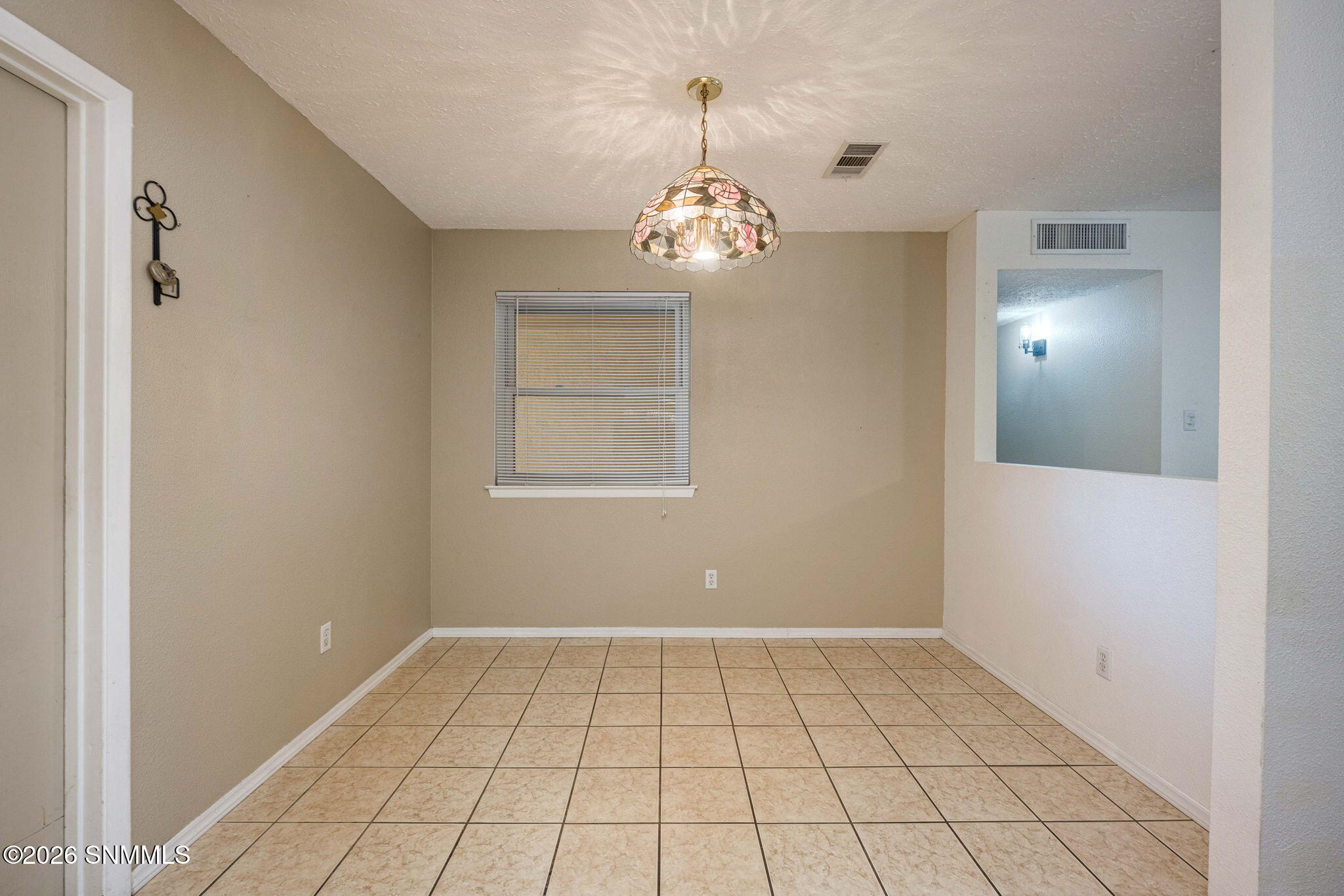 12-web-or-mls-Snappin Homes (Defiance181