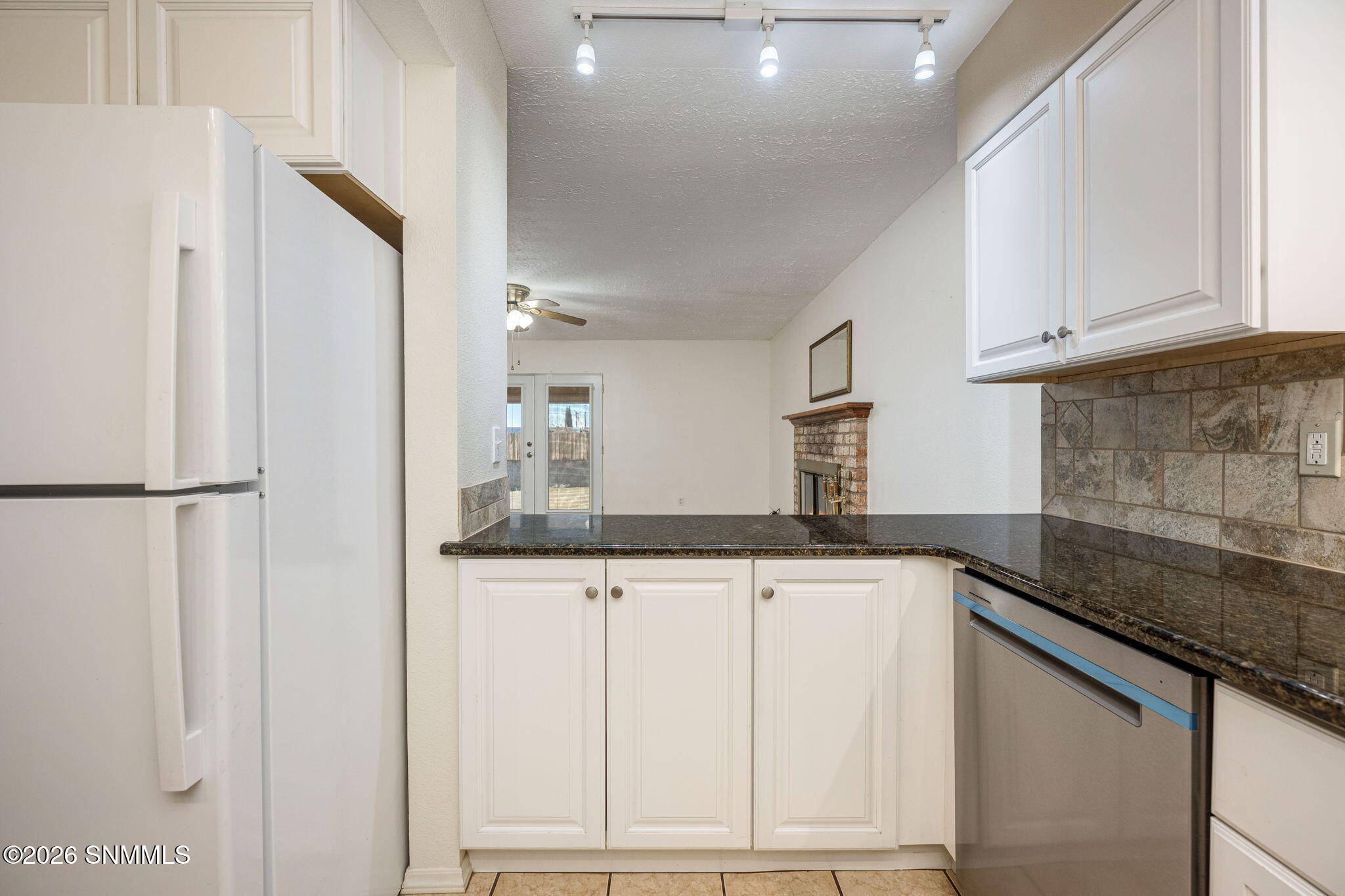 16-web-or-mls-Snappin Homes (Defiance181