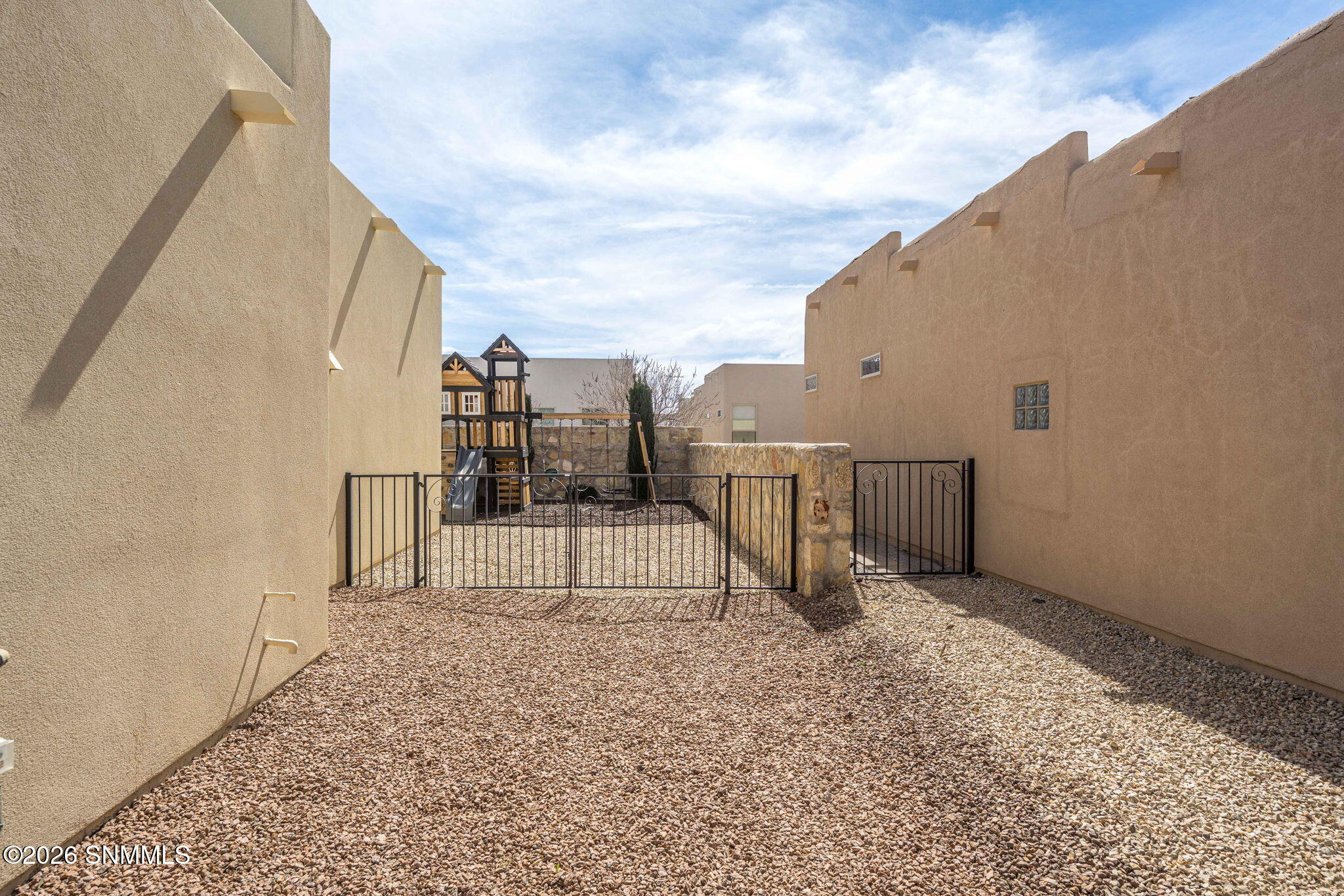 42-web-or-mls-Snappin Homes (SantaMinerv