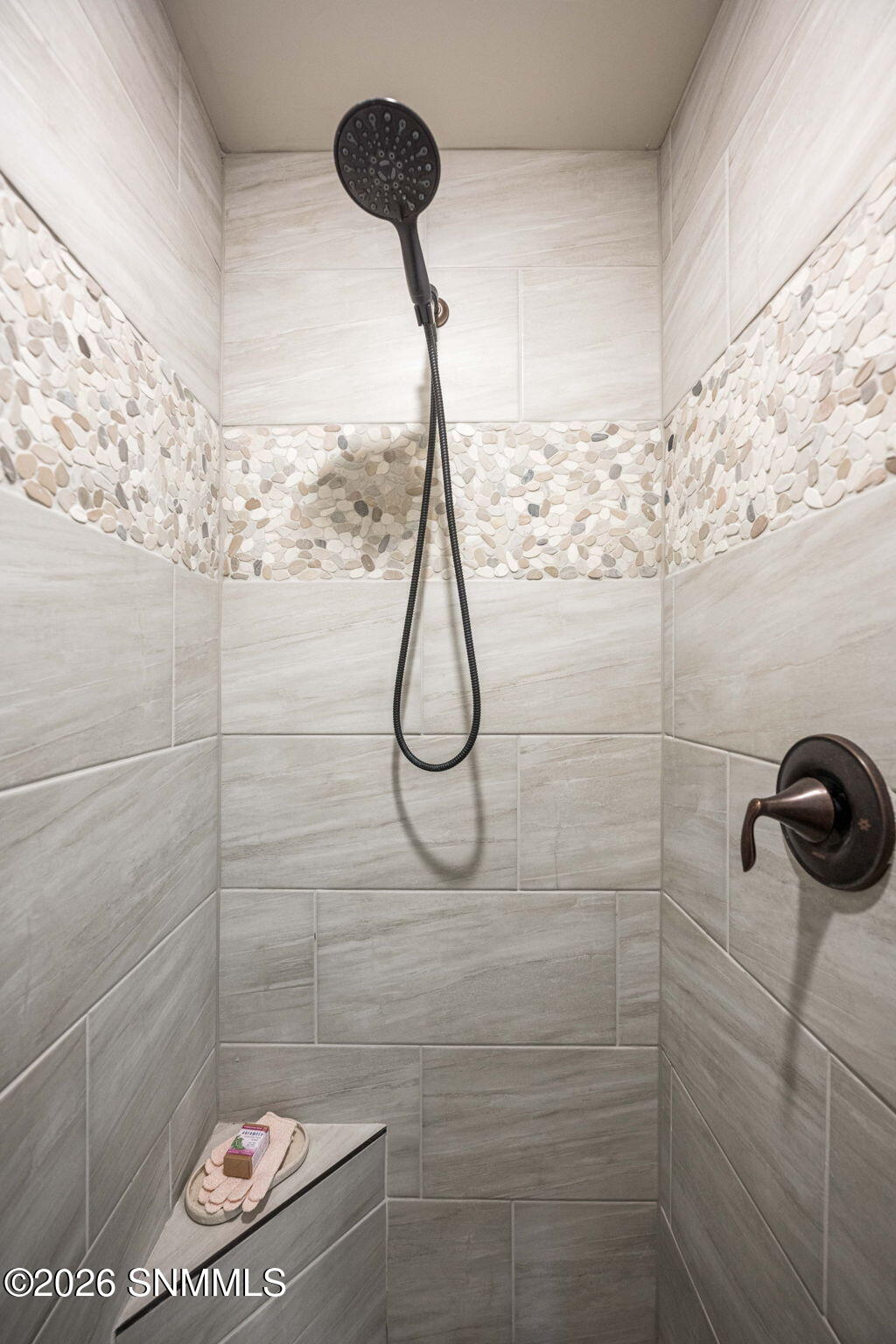 26-web-or-mls-Snappin Homes (Bayberry622