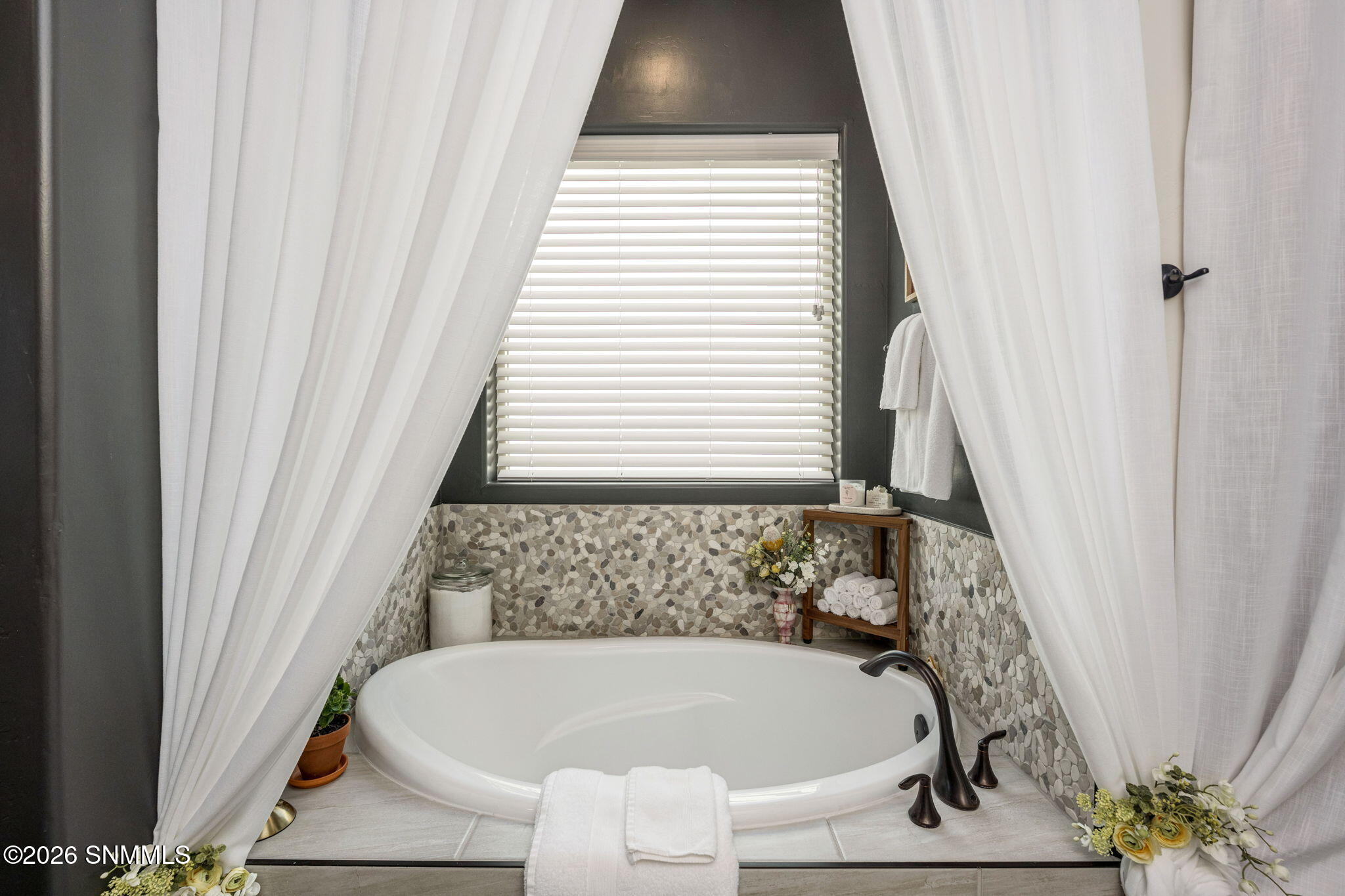 24-web-or-mls-Snappin Homes (Bayberry622