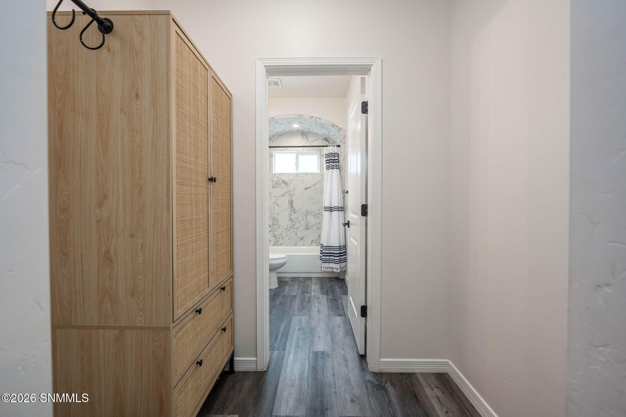 27-web-or-mls-Snappin Homes (Arosa6041)-