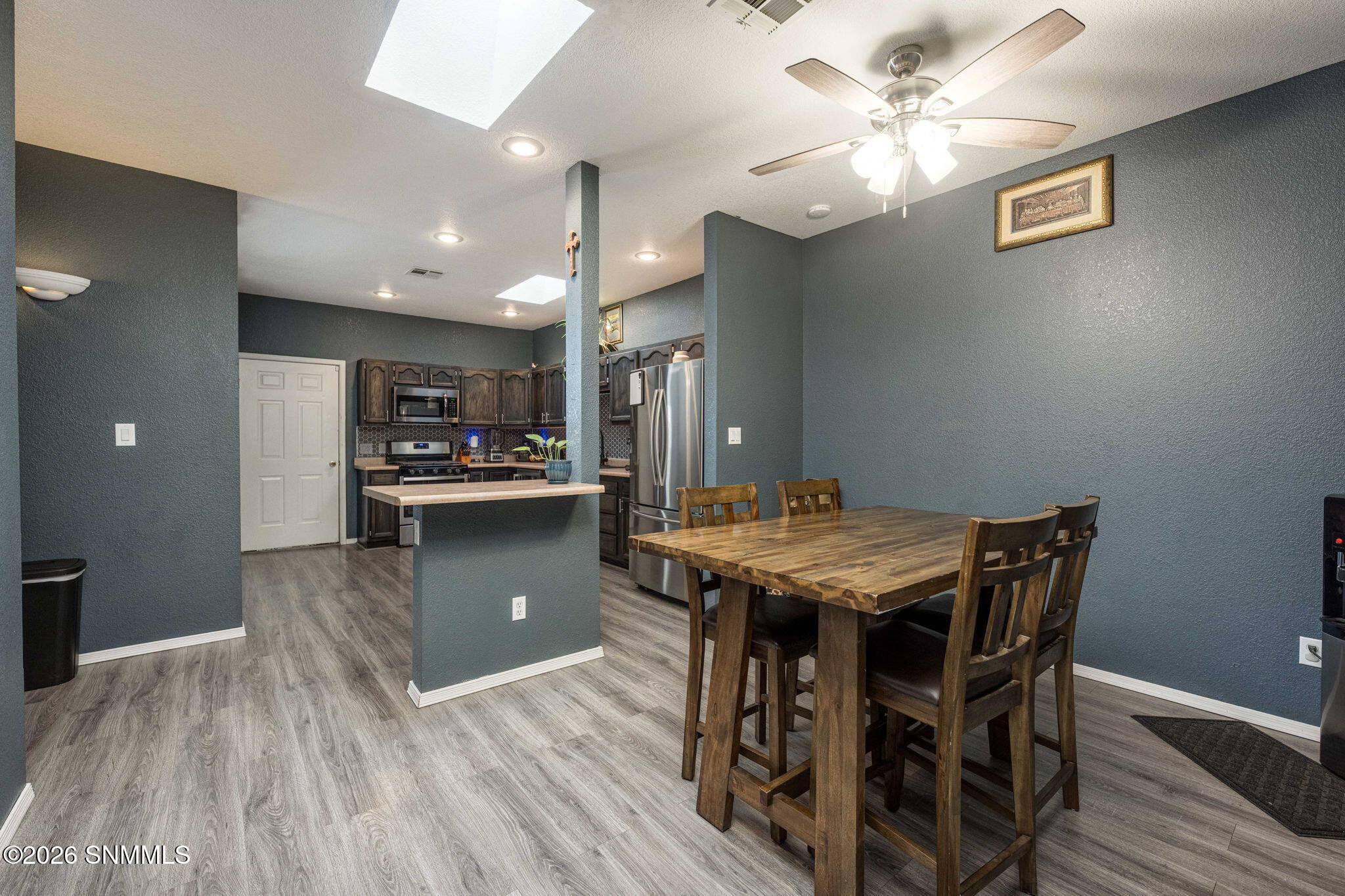 13-web-or-mls-Snappin Homes (Espina1261)