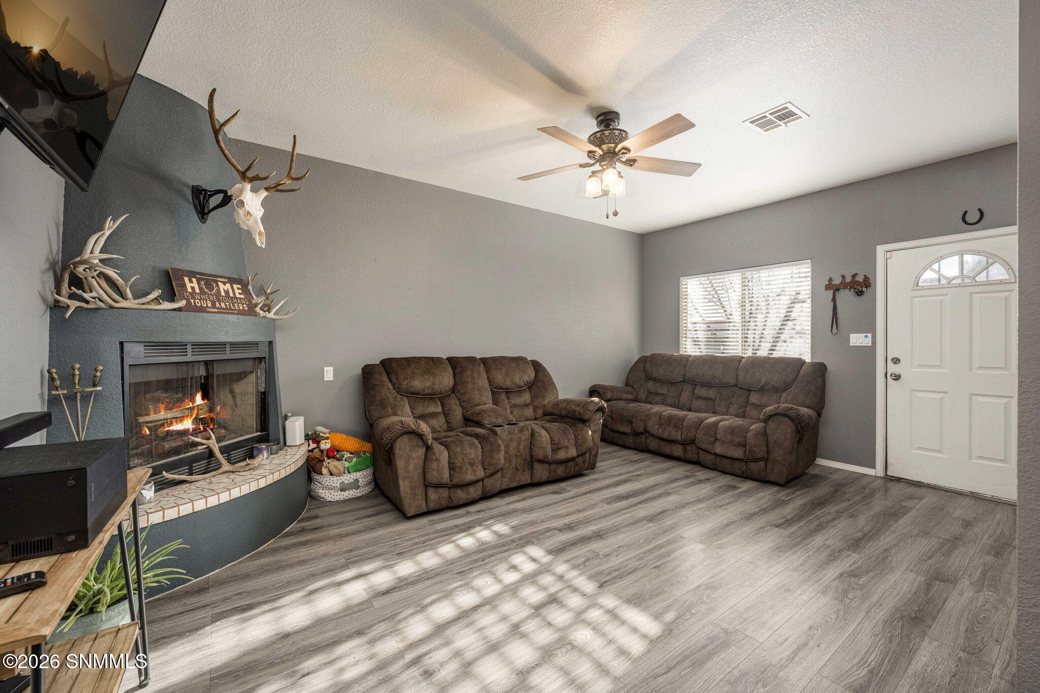 6-web-or-mls-Snappin Homes (Espina1261)-