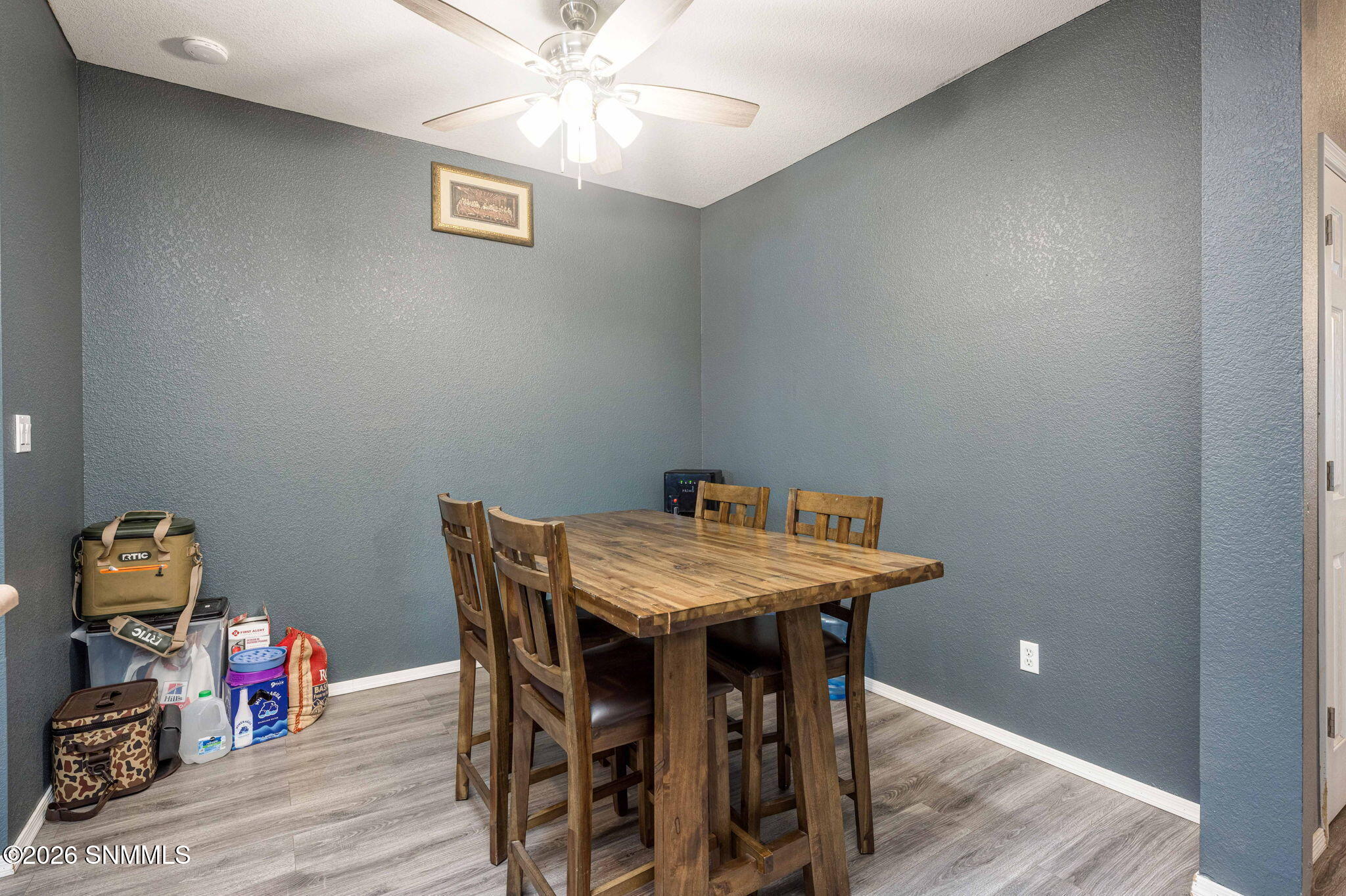 12-web-or-mls-Snappin Homes (Espina1261)