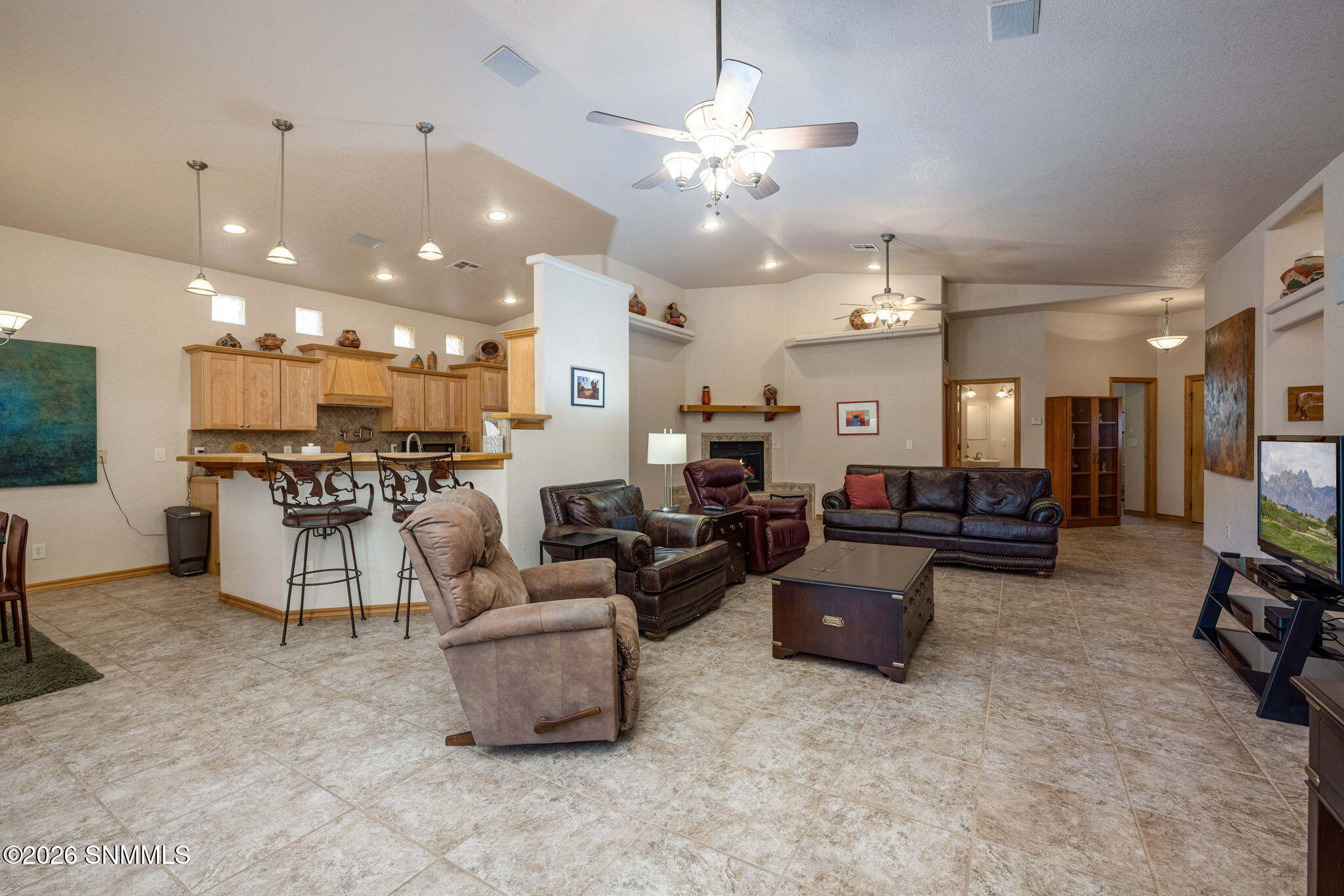 9-web-or-mls-Snappin Homes (PepperPost41