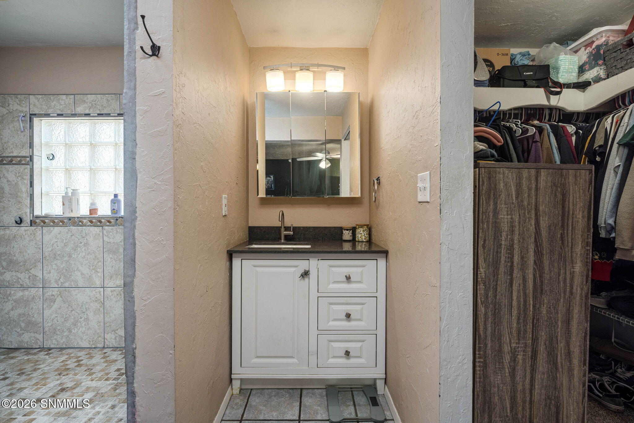 16-web-or-mls-Snappin Homes (Luna1121)-1