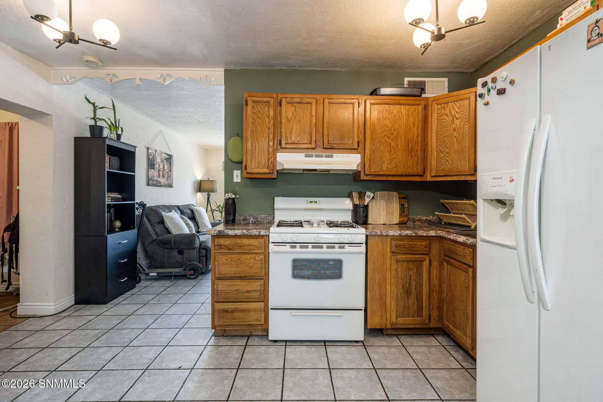 8-web-or-mls-Snappin Homes (Luna1121)-8