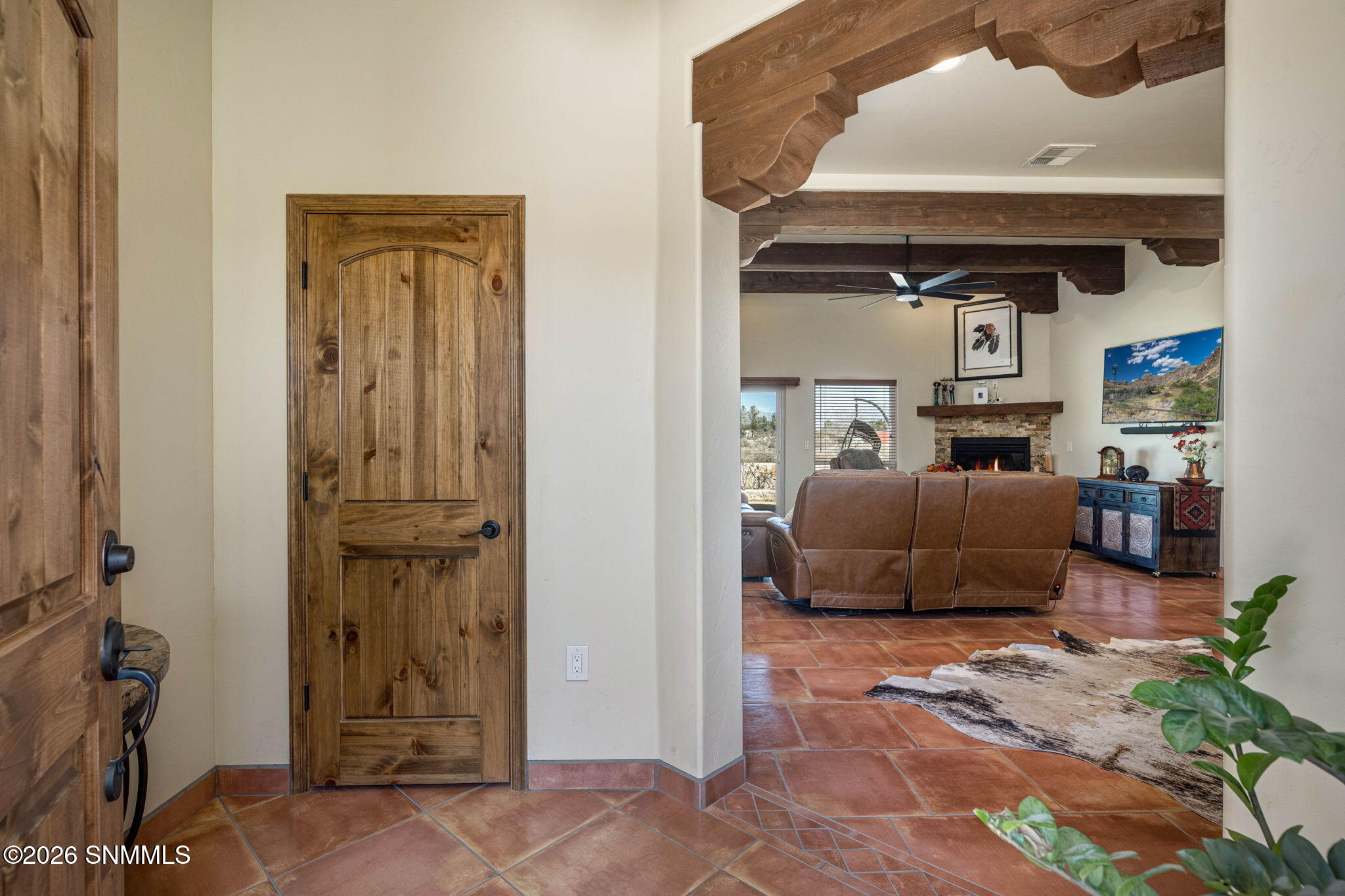 8-web-or-mls-Snappin Homes (Wildwind3000