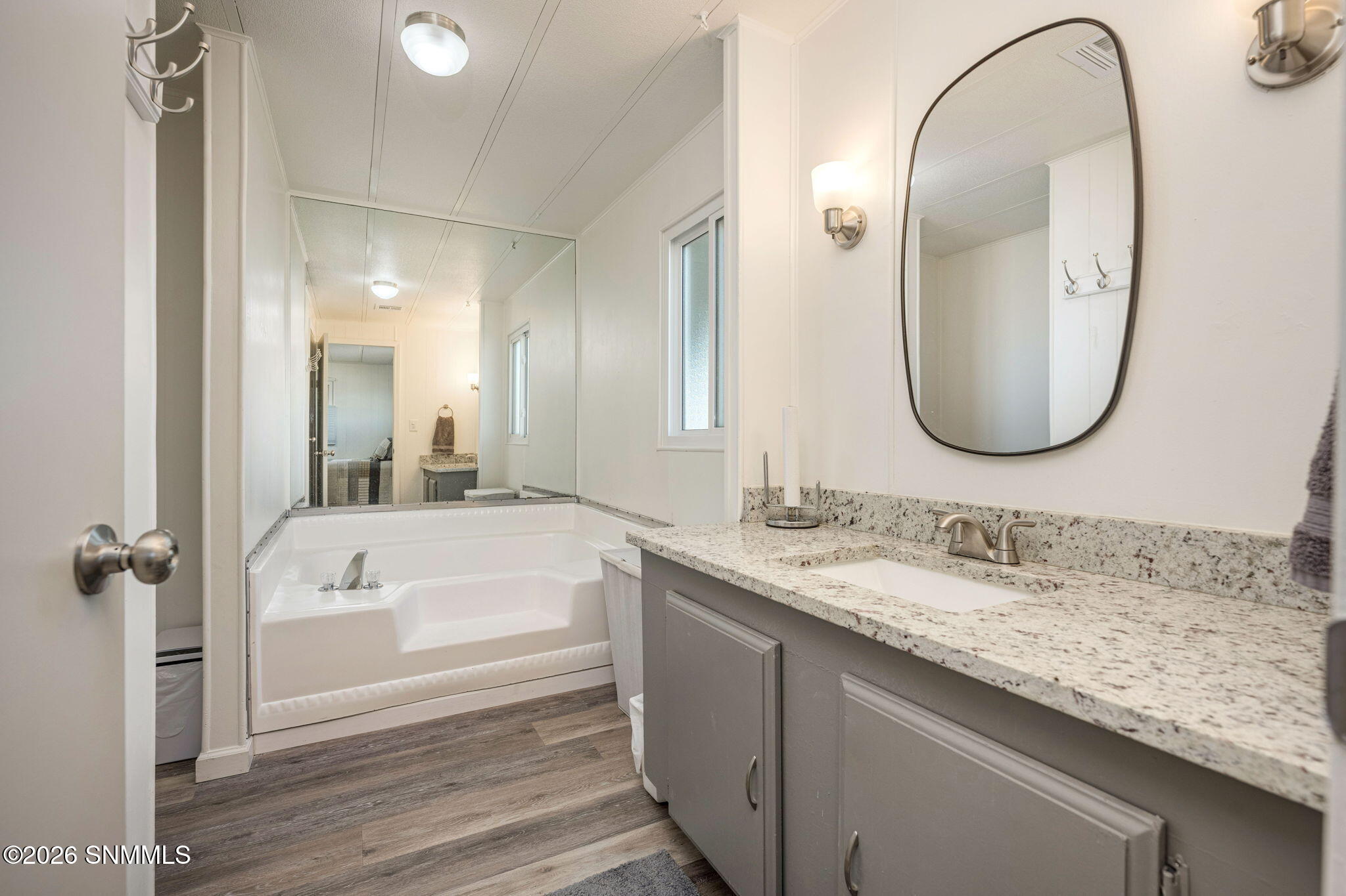 18-web-or-mls-Snappin Homes (MacArthur67