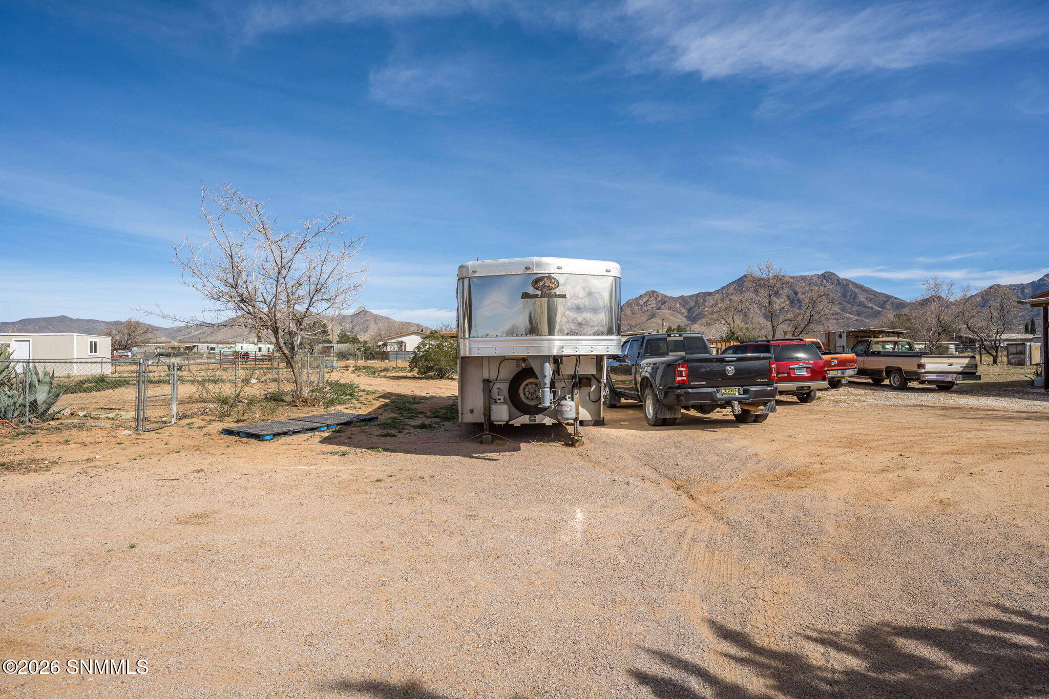 47-web-or-mls-Snappin Homes (MacArthur67