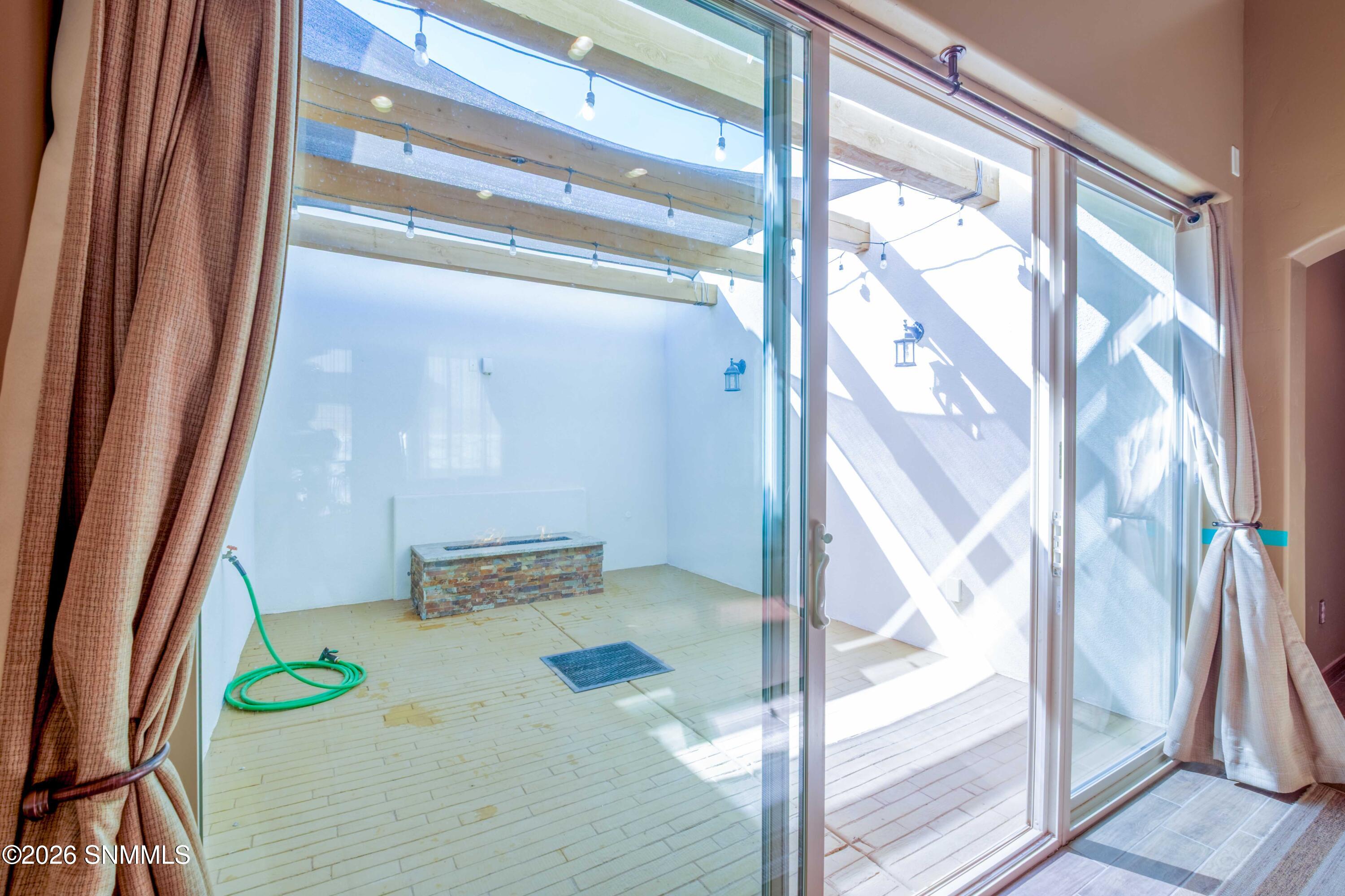 3703 Santa Cecilia-24