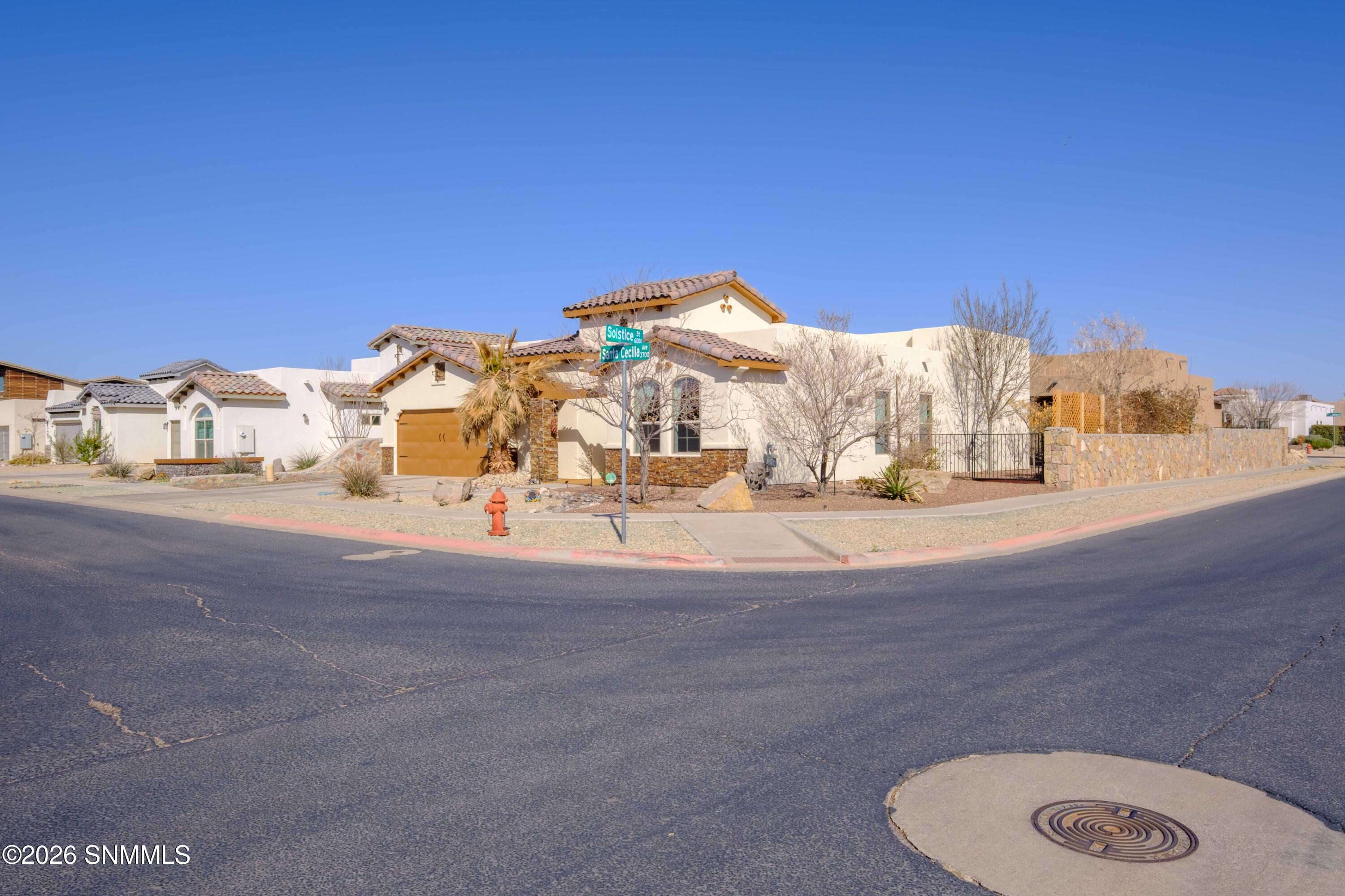 3703 Santa Cecilia-2