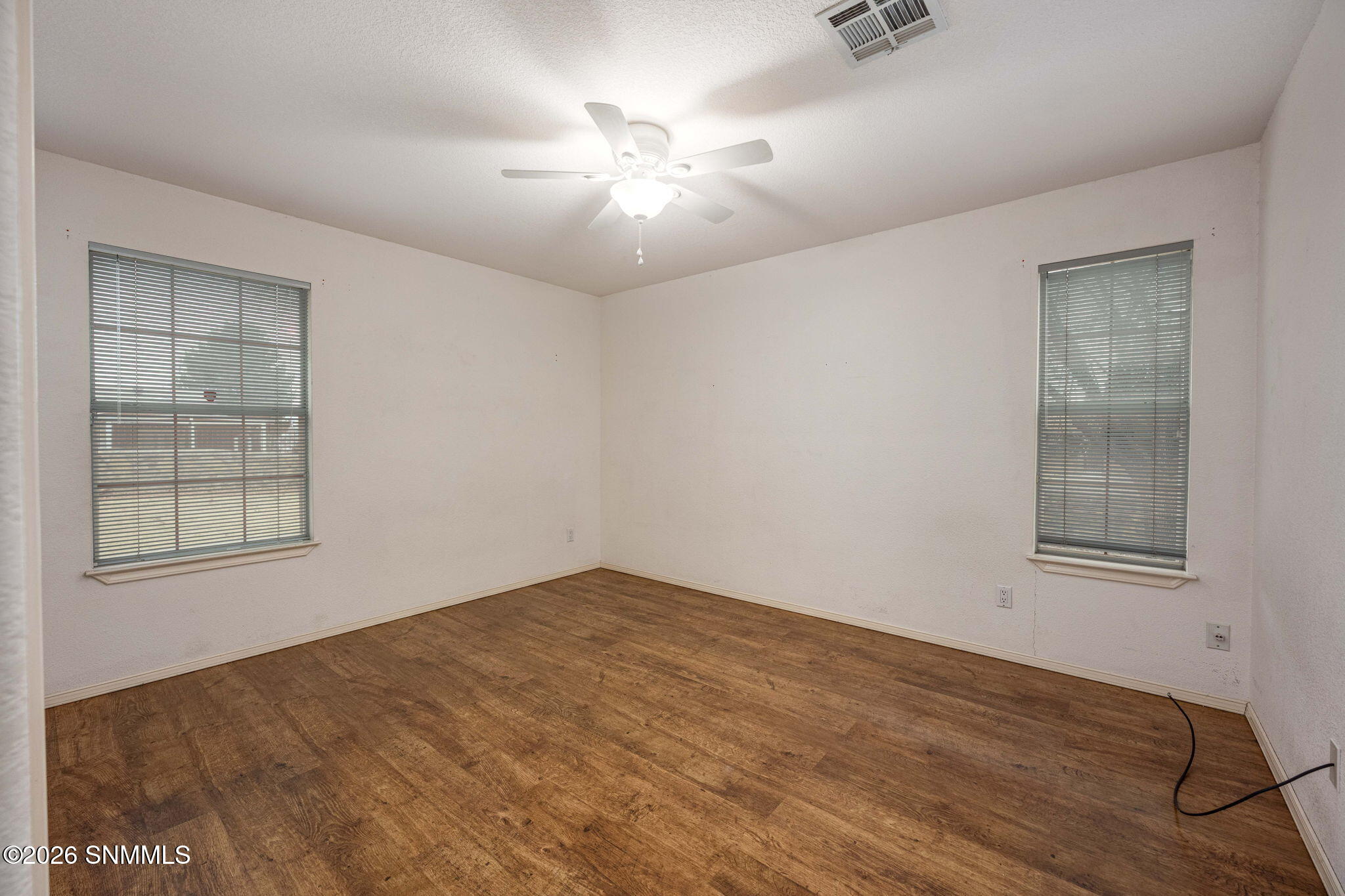 26-web-or-mls-Snappin Homes (LaPlata1018