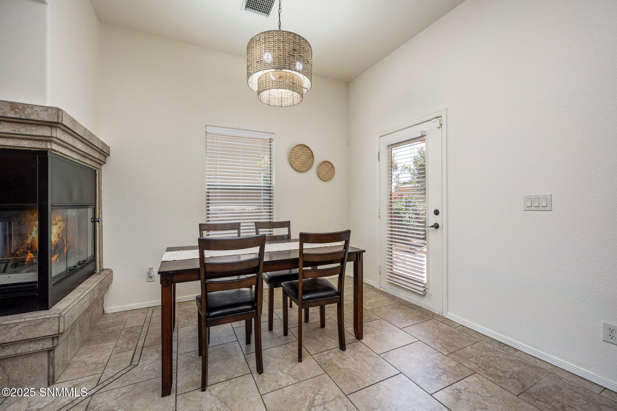 16-web-or-mls-Snappin Homes (Jalapeno584