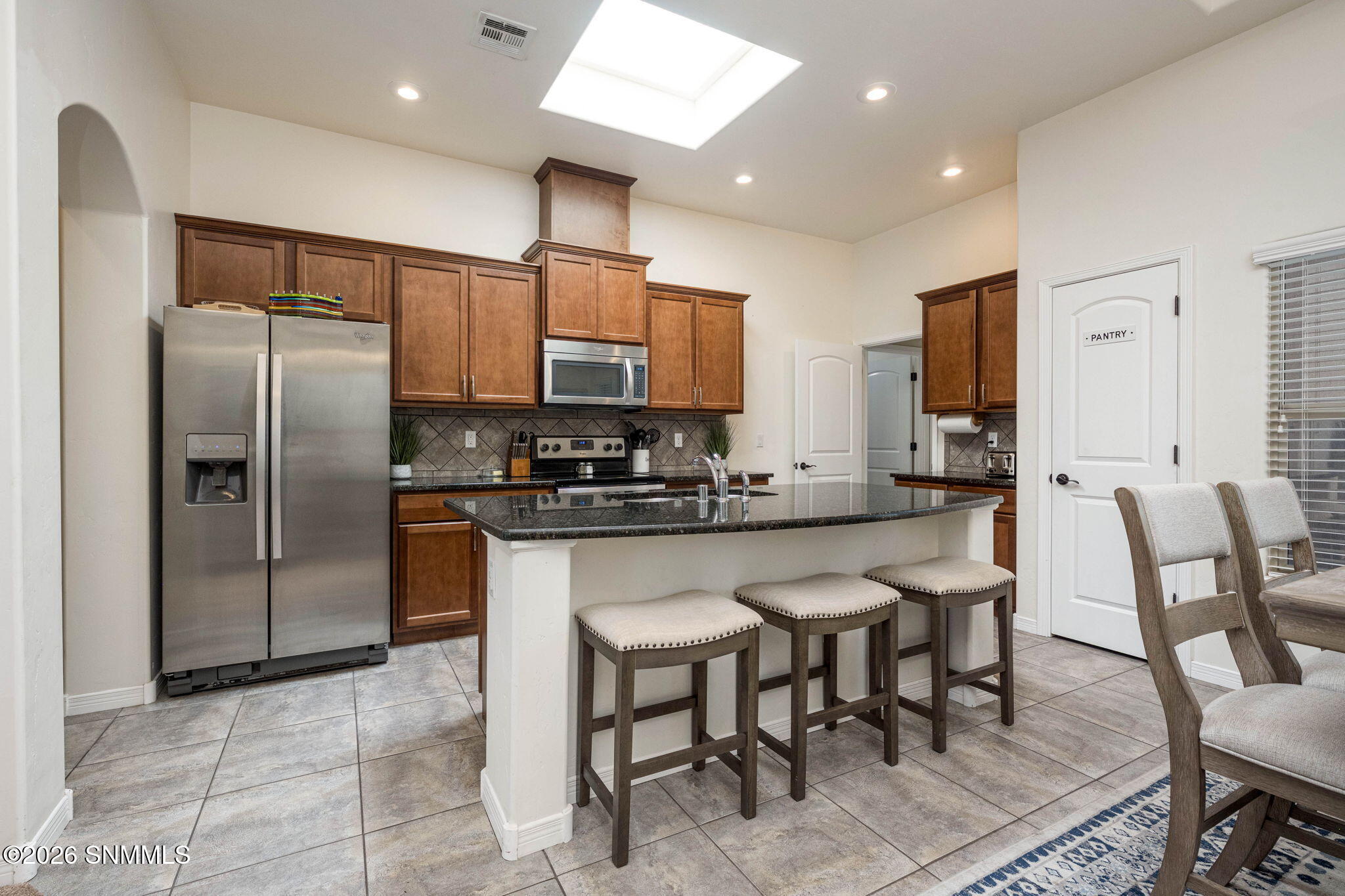 11-web-or-mls-Snappin Homes (Solstice609