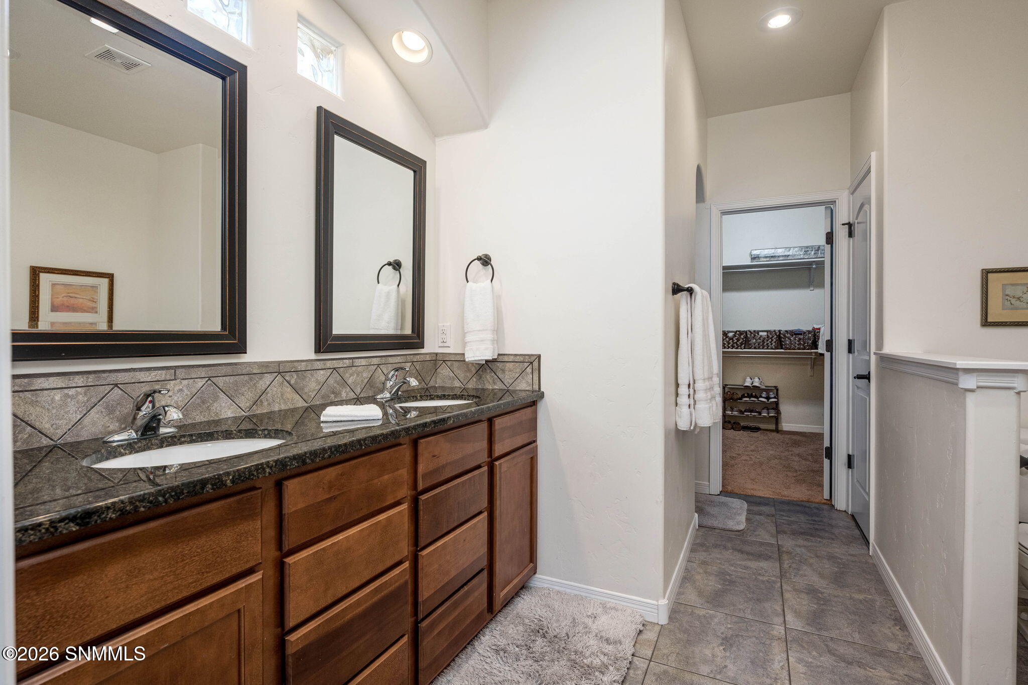 20-web-or-mls-Snappin Homes (Solstice609