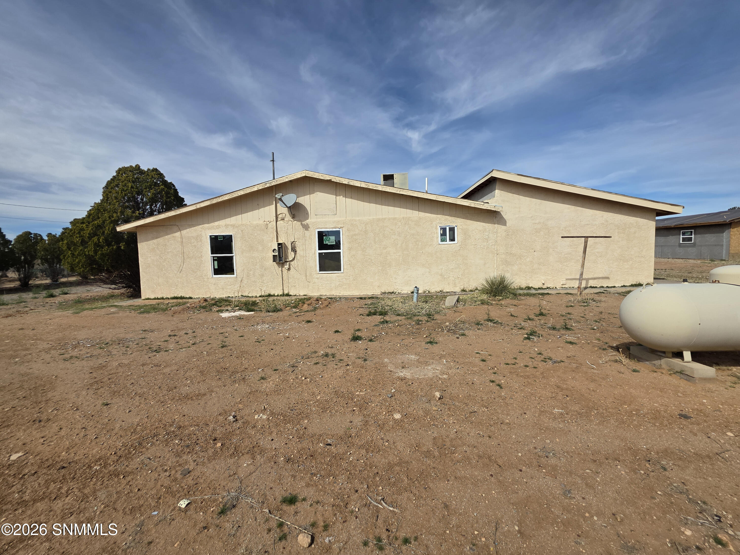 3578 Polaris St right side