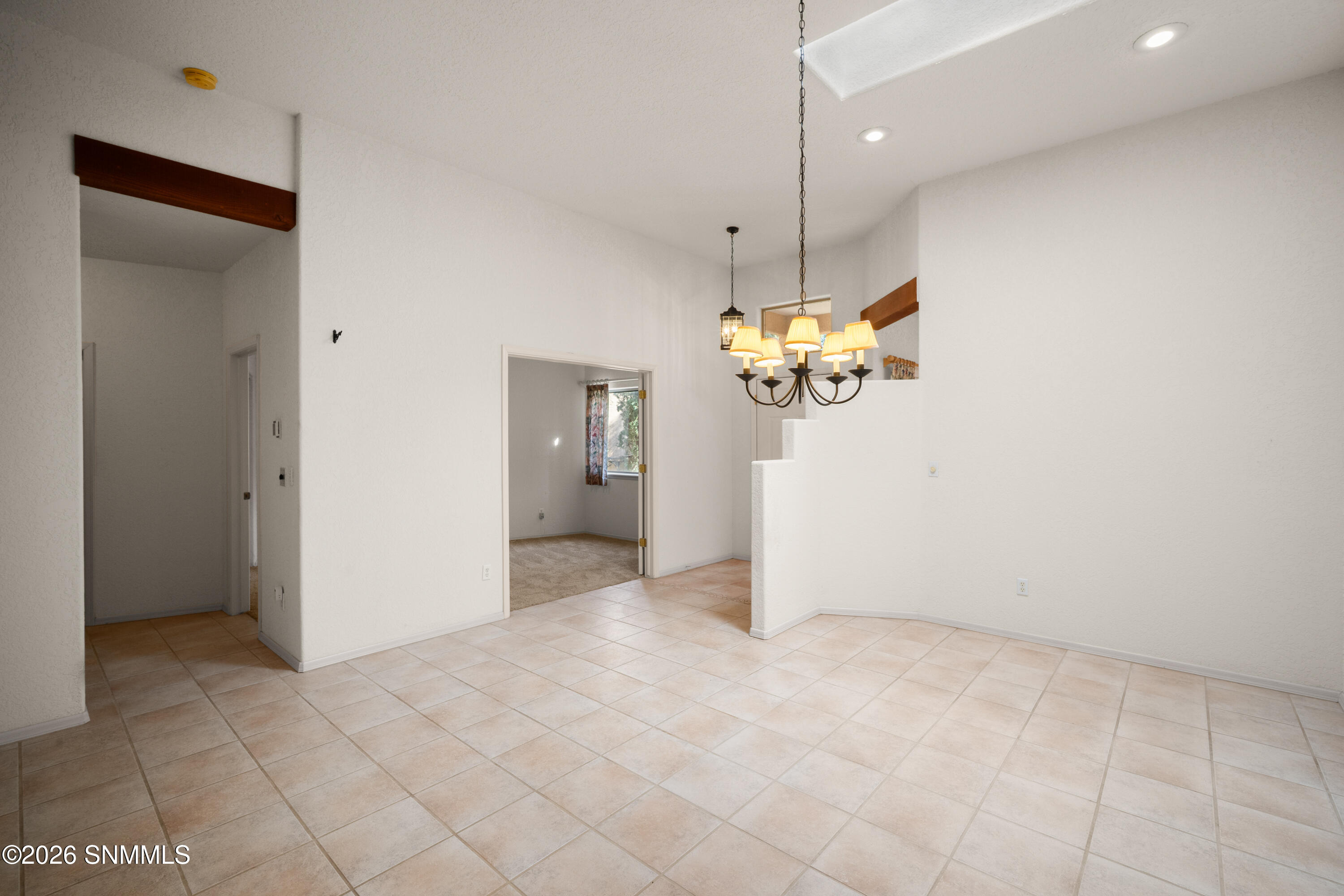 1052-Mormon-Dr-MLS-Camera-Guy-17