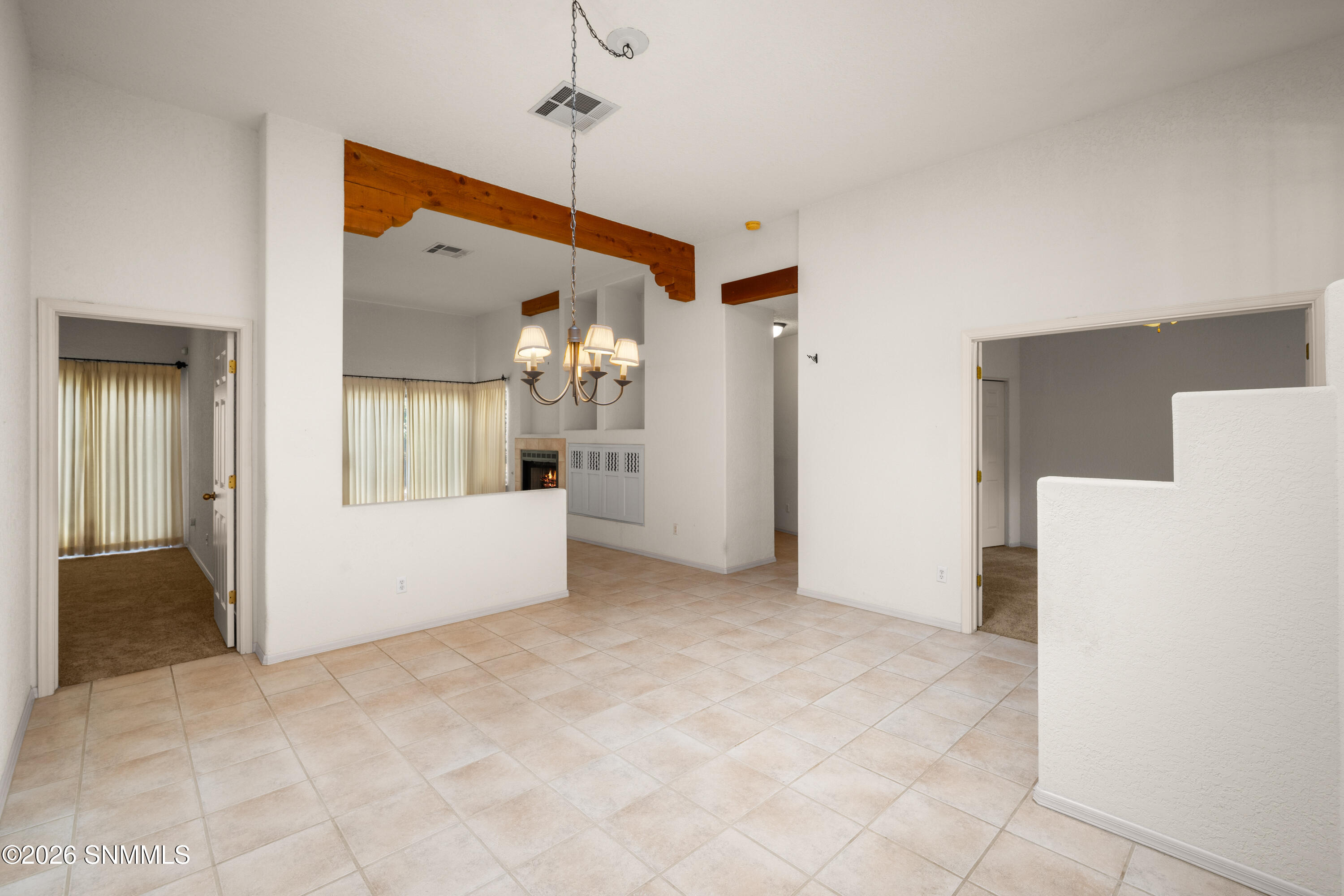 1052-Mormon-Dr-MLS-Camera-Guy-18