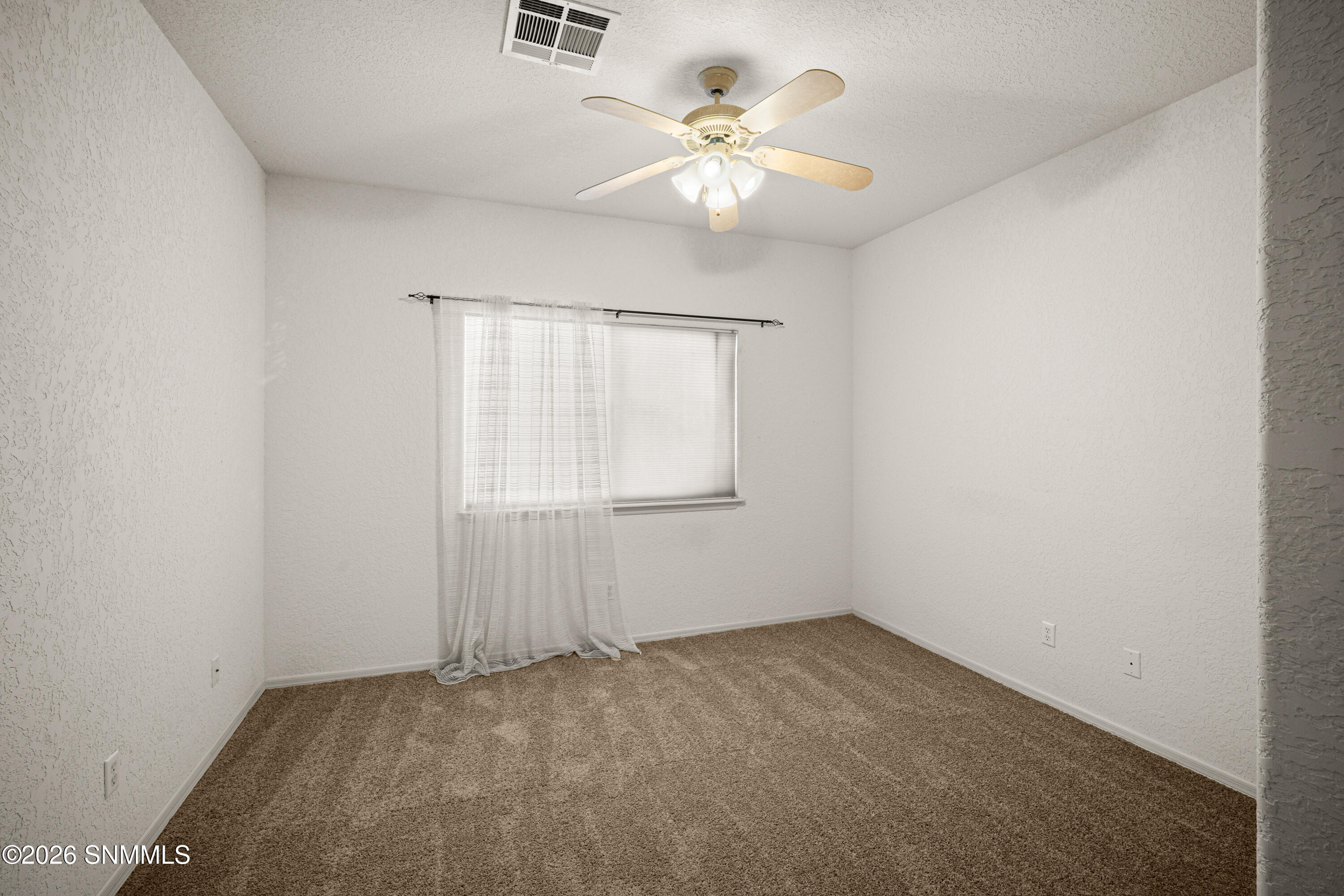 1052-Mormon-Dr-MLS-Camera-Guy-35