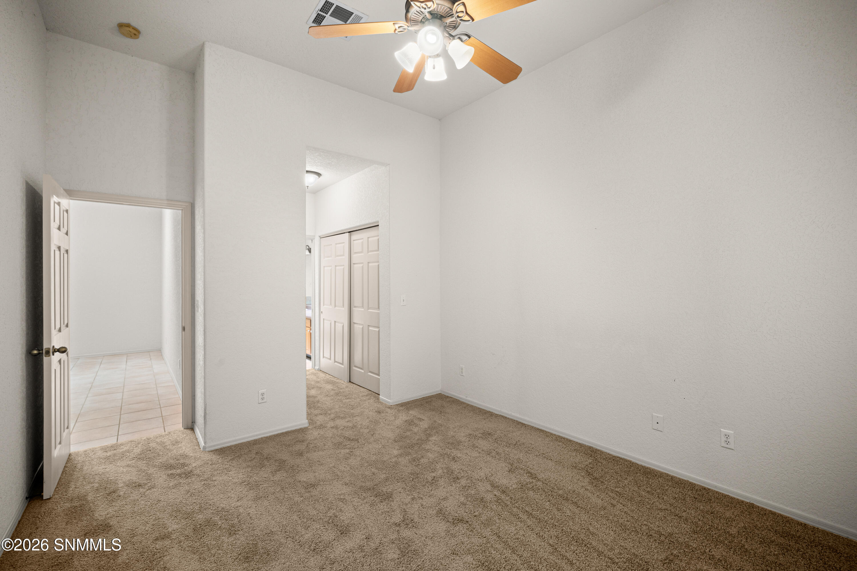 1052-Mormon-Dr-MLS-Camera-Guy-39