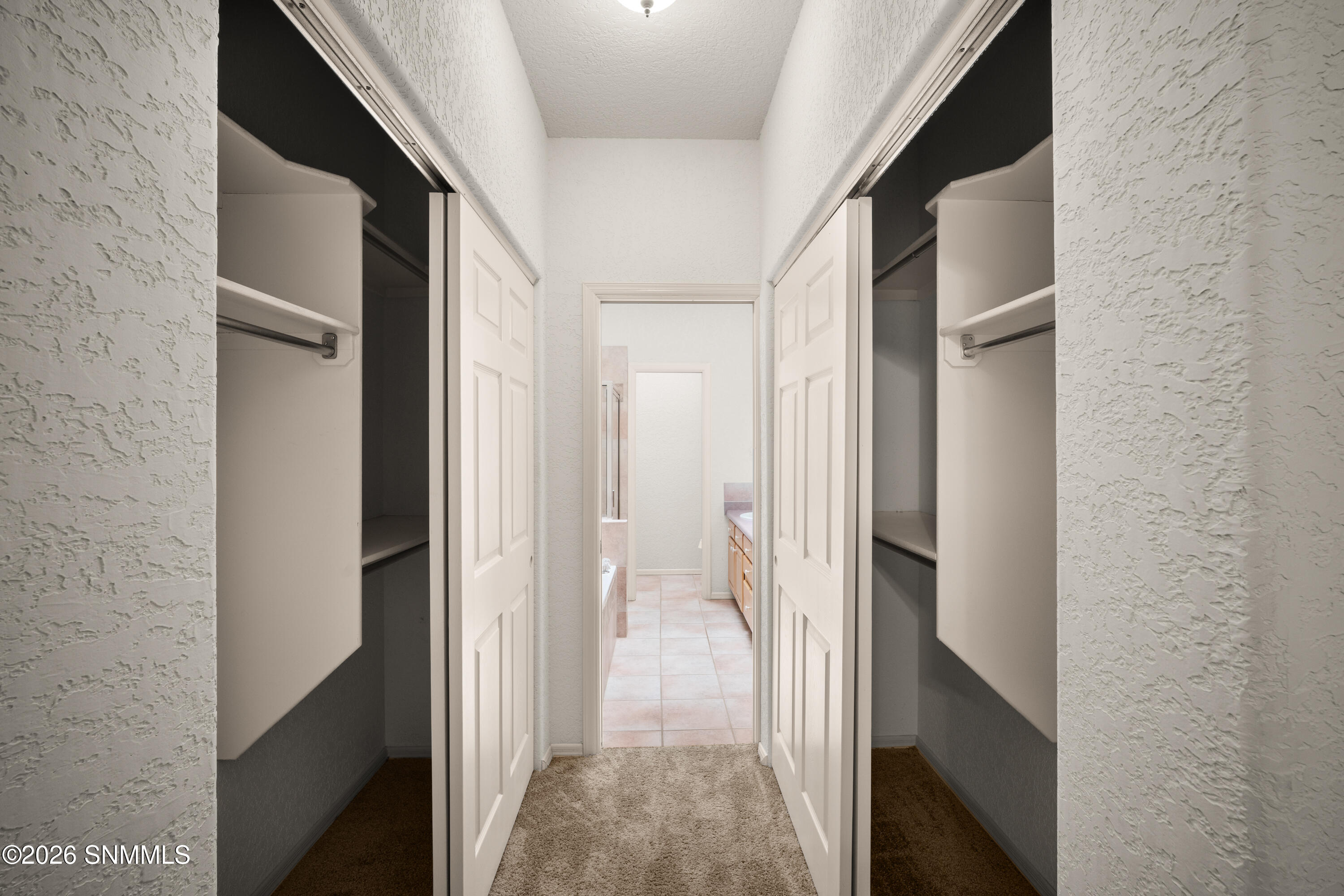 1052-Mormon-Dr-MLS-Camera-Guy-42