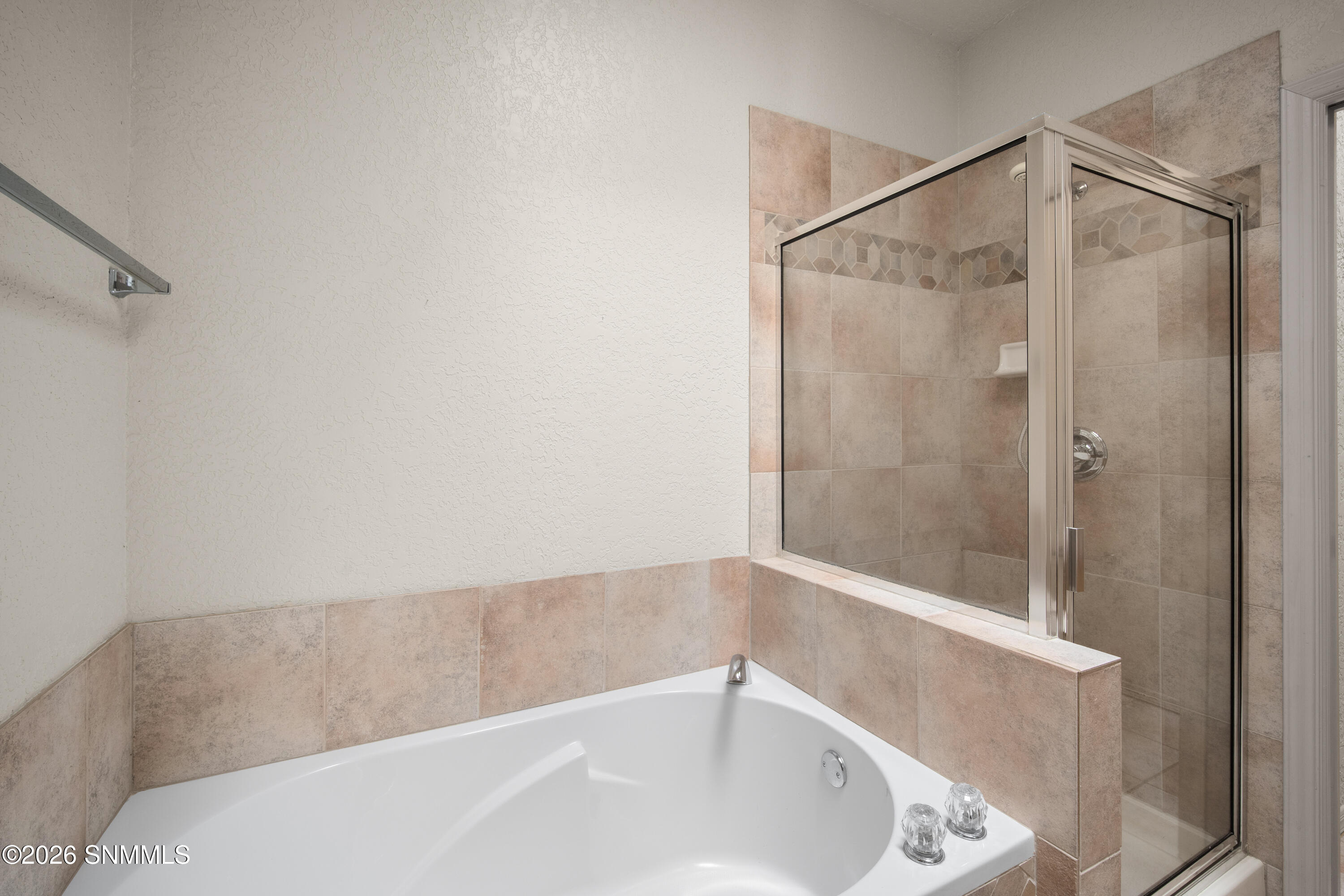 1052-Mormon-Dr-MLS-Camera-Guy-47