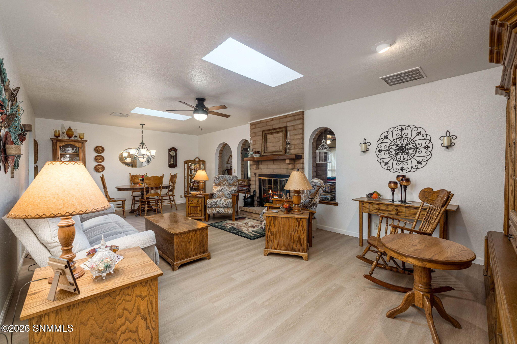 6-web-or-mls-Snappin Homes (Uranus2303)-