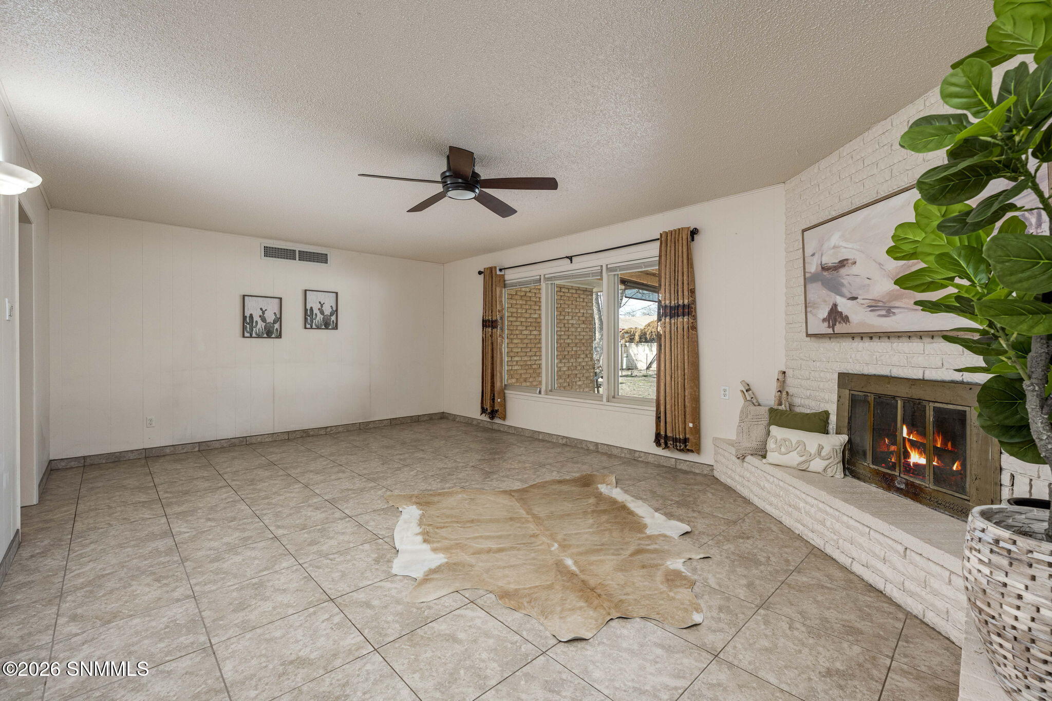 12-web-or-mls-Snappin Homes (Avalon2290)