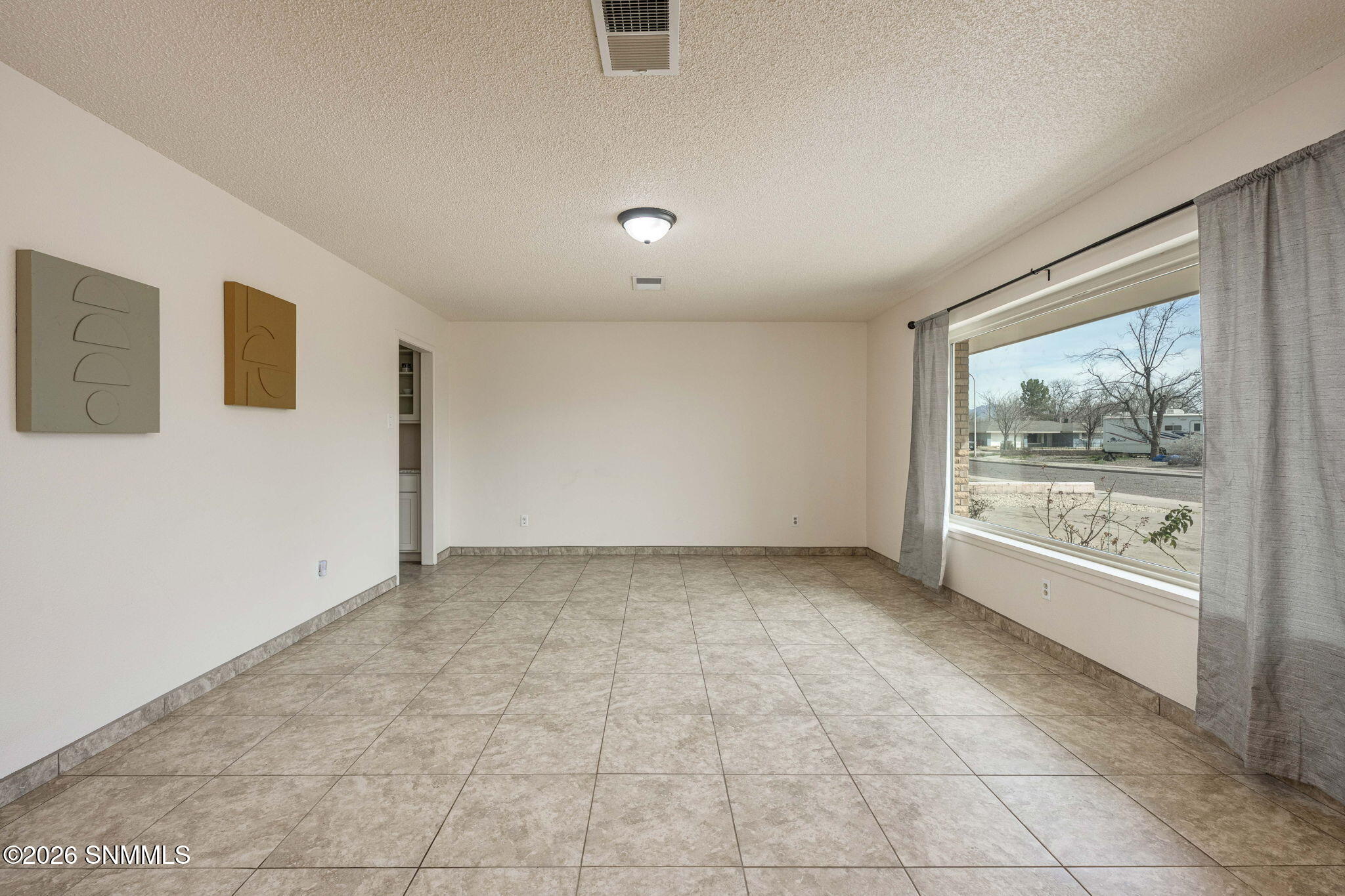 6-web-or-mls-Snappin Homes (Avalon2290)-