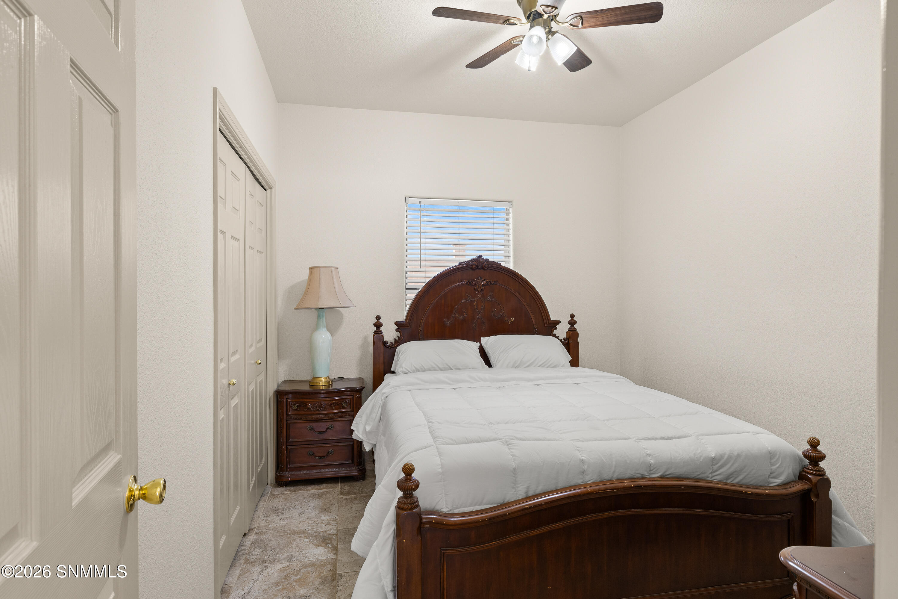 2902-Quasar-MLS-Camera-Guy-20