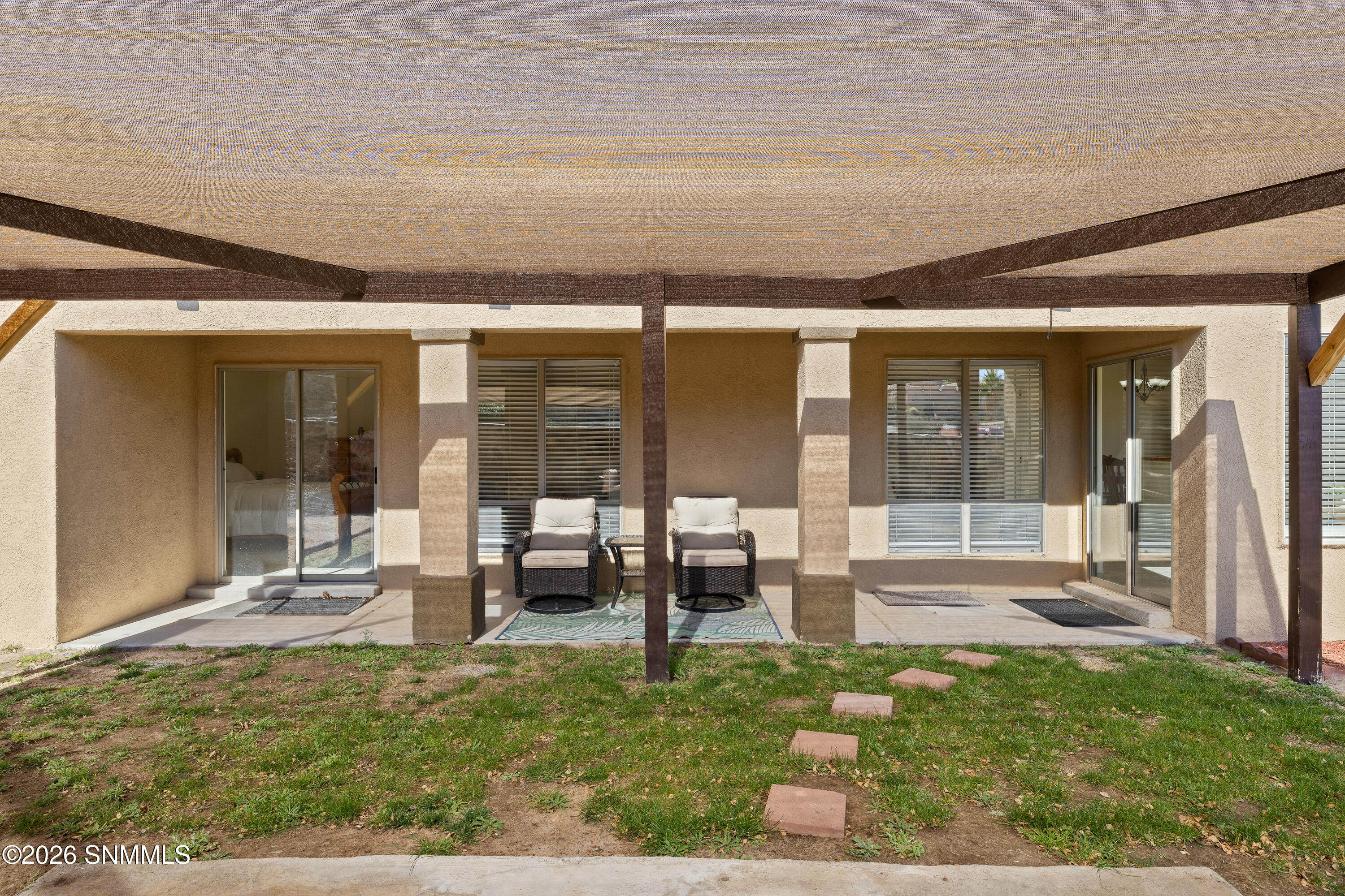 2902-Quasar-MLS-Camera-Guy-27