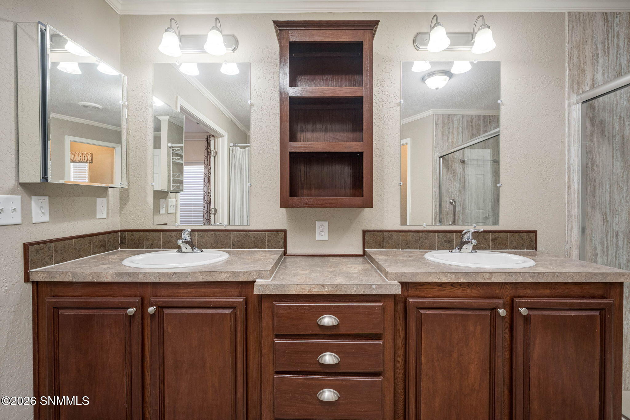 32-web-or-mls-Snappin Homes (Tortugas21)