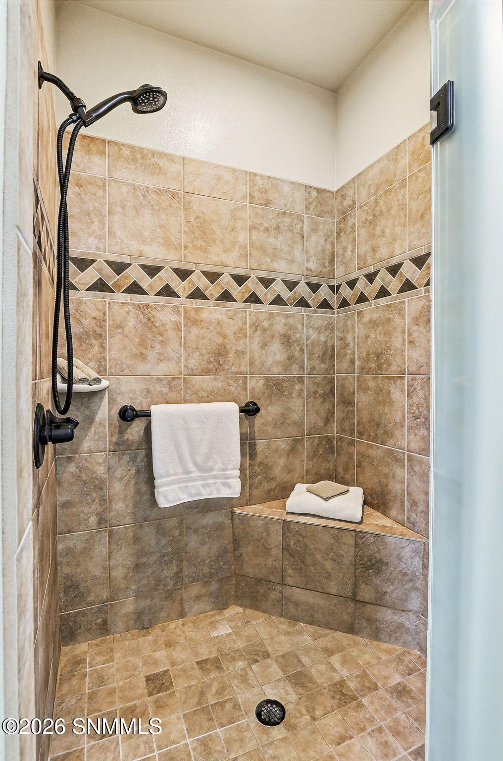 32-web-or-mls-IMG_5204