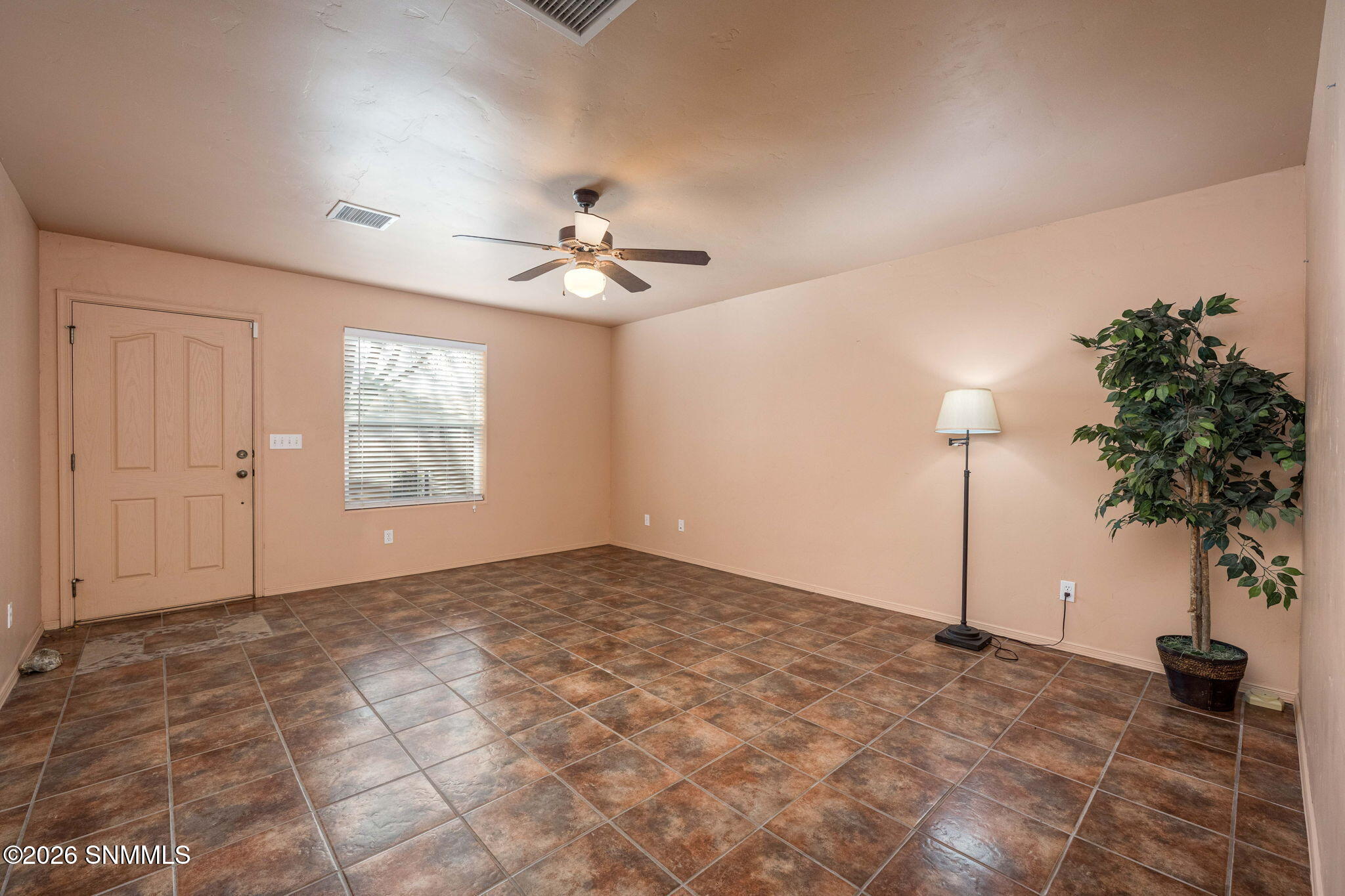 4-web-or-mls-Snappin Homes (CaminoDosVid