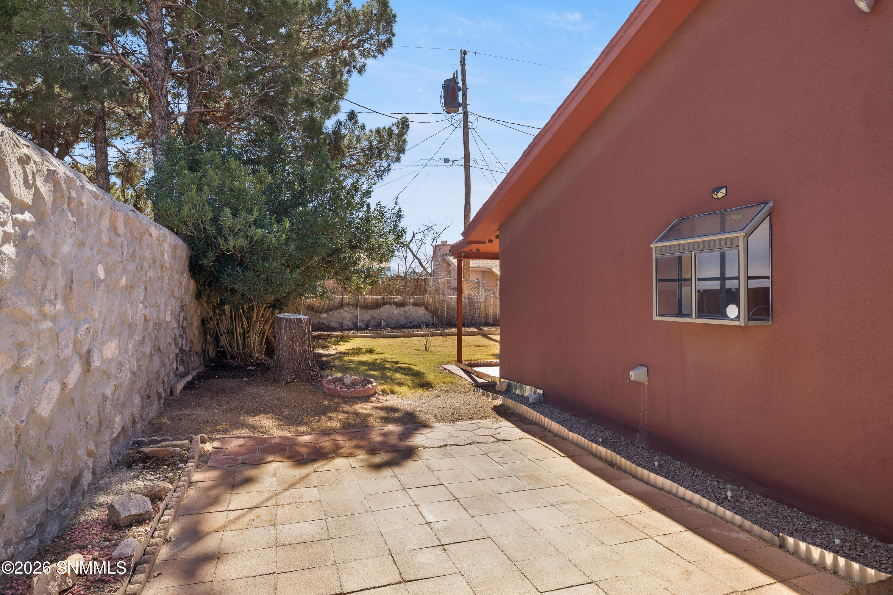 1930-Craig-MLS-Camera-Guy-26