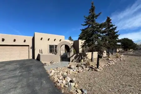 809 High Mesa Road, Alto, New Mexico 88312, 3 Bedrooms Bedrooms, ,3.5 BathroomsBathrooms,Residential,For Sale,High Mesa,2600673
