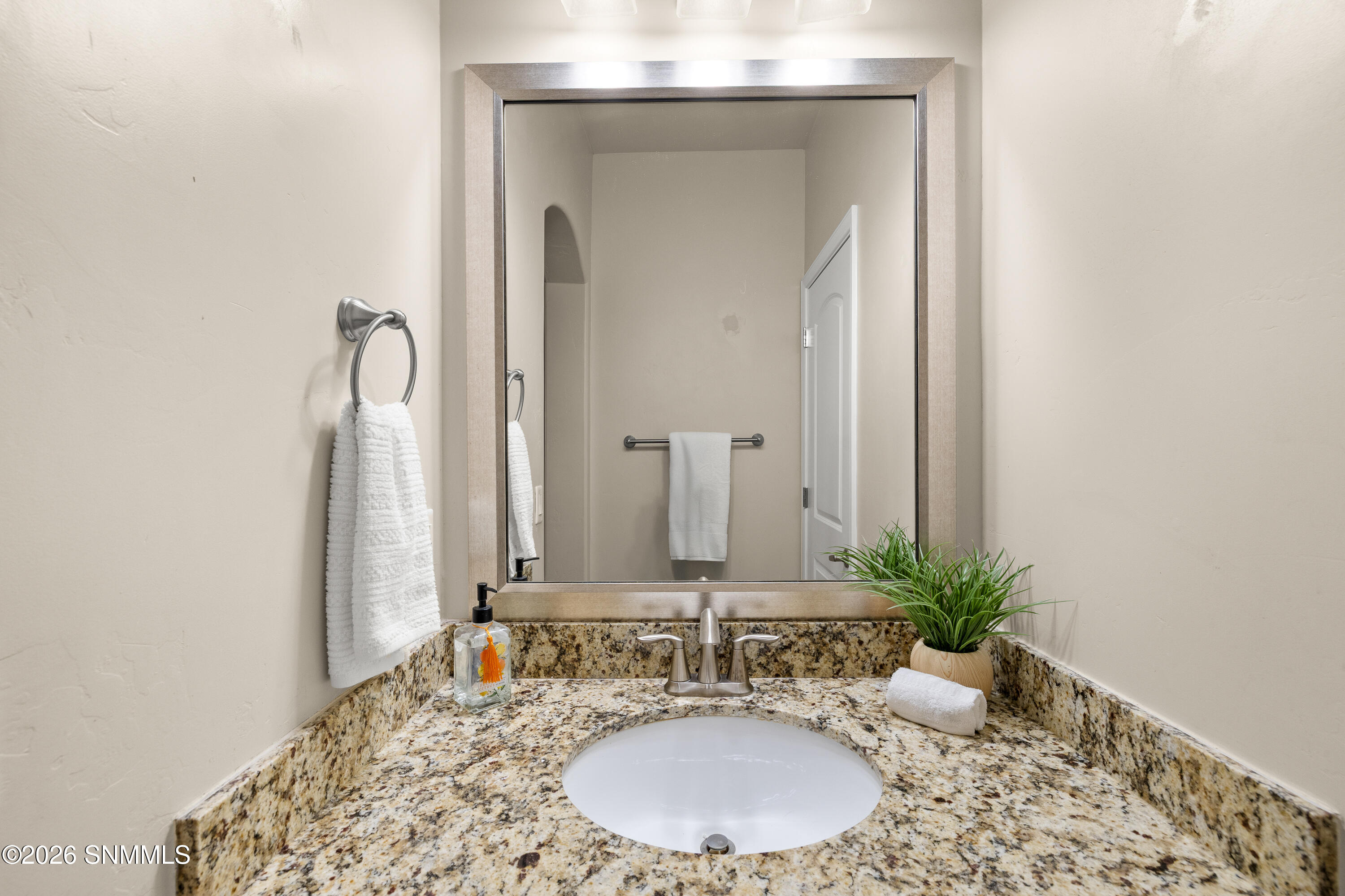 3660-Albion-MLS-Camera-Guy-9