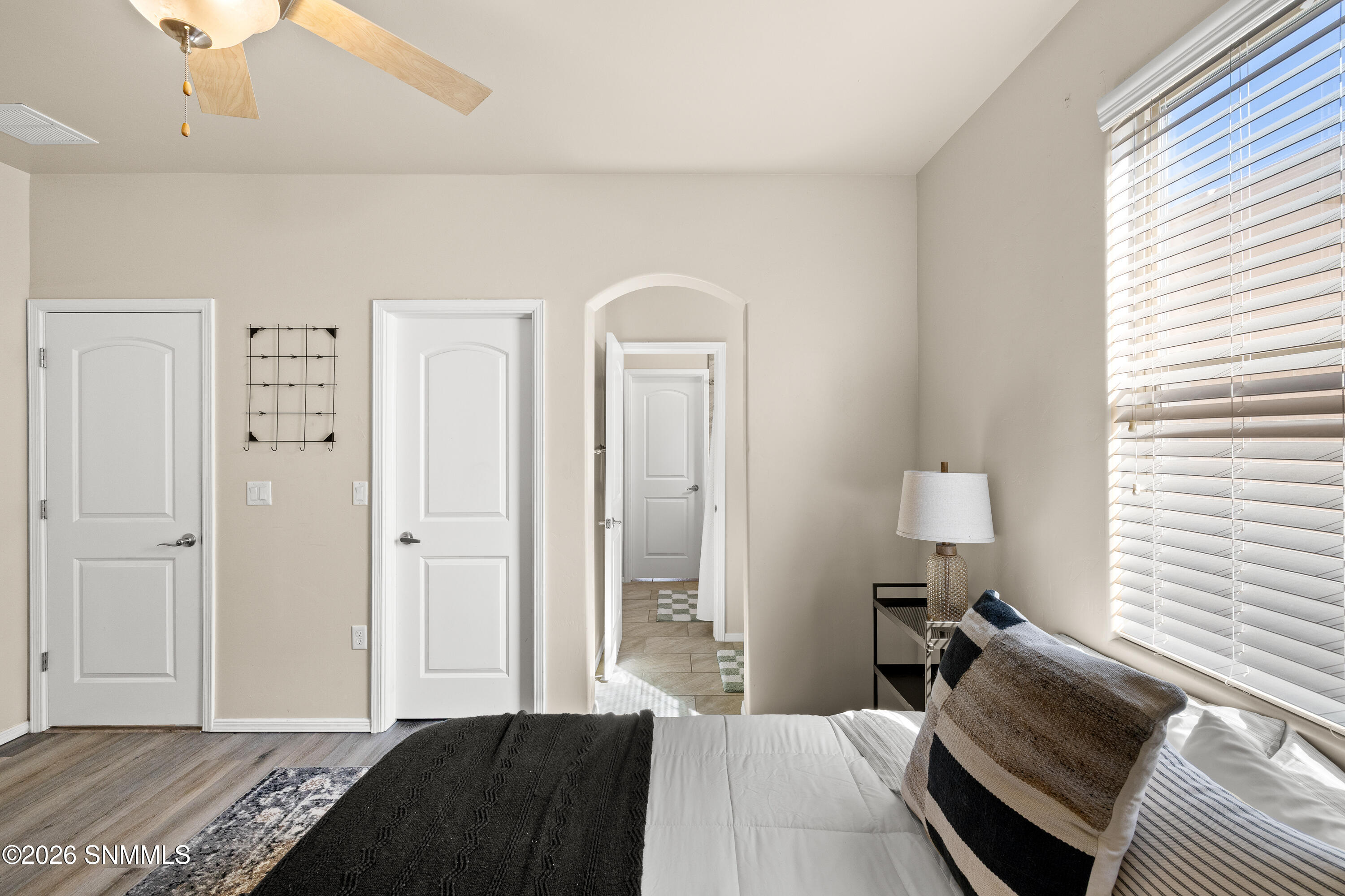 3660-Albion-MLS-Camera-Guy-12