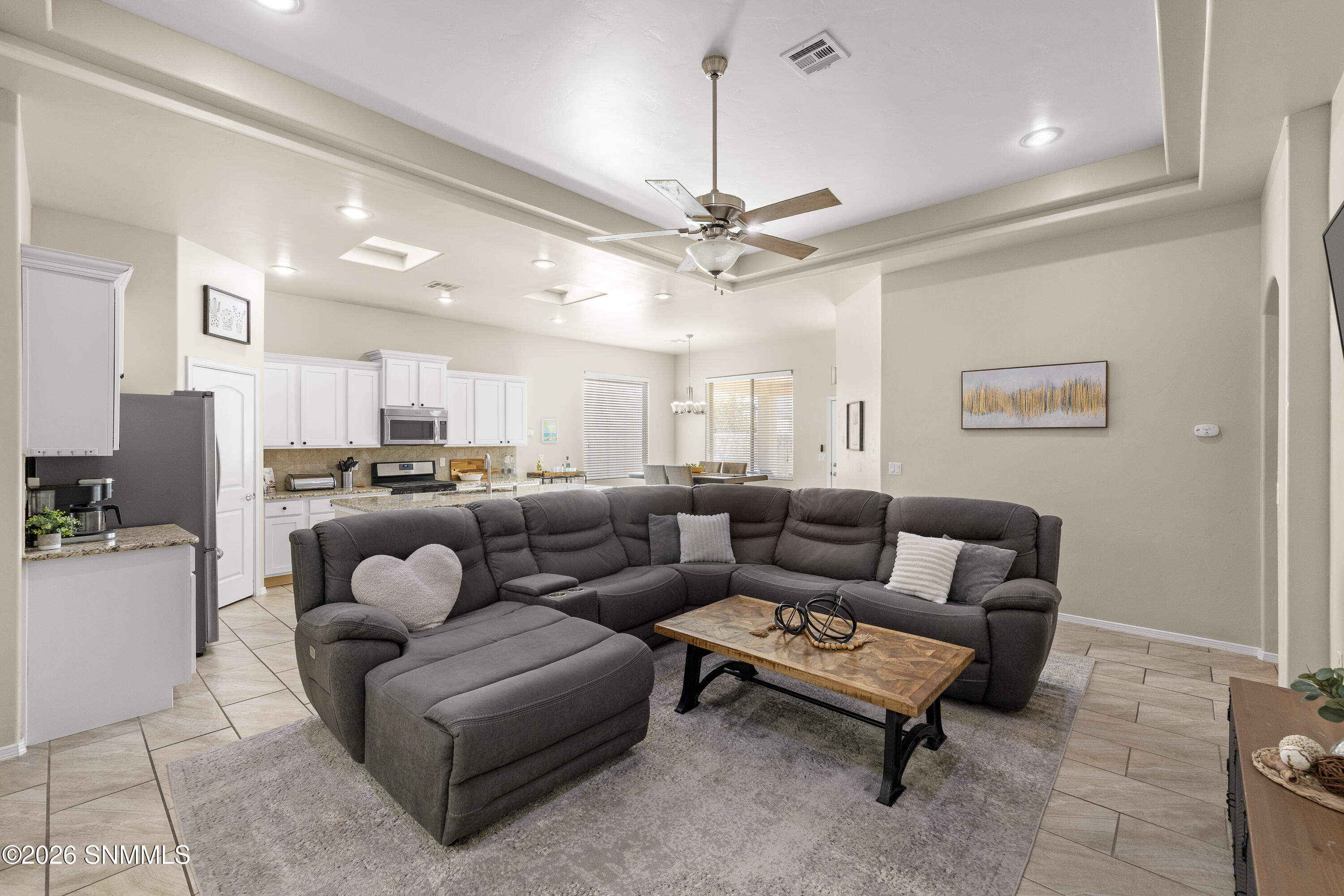 3660-Albion-MLS-Camera-Guy-16