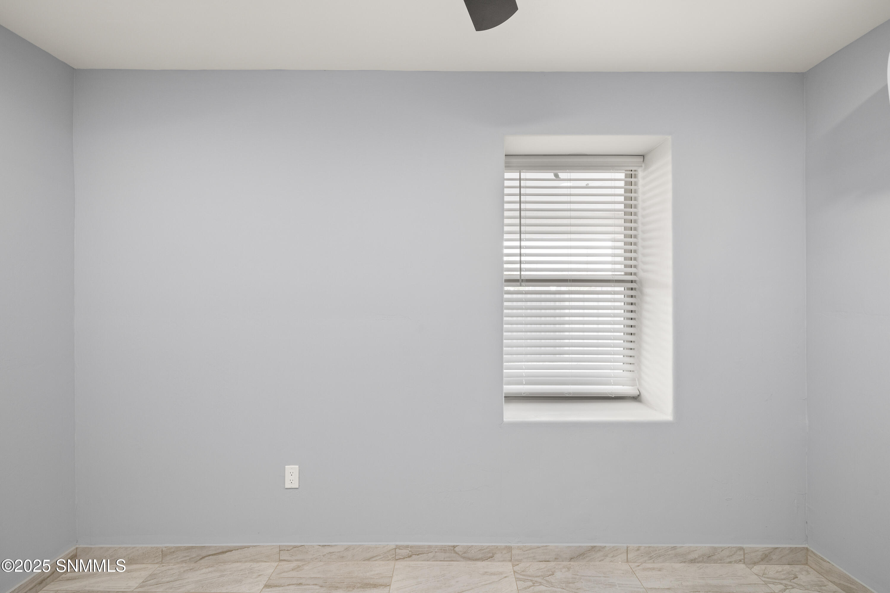 1212 Brownlee Unit B-14