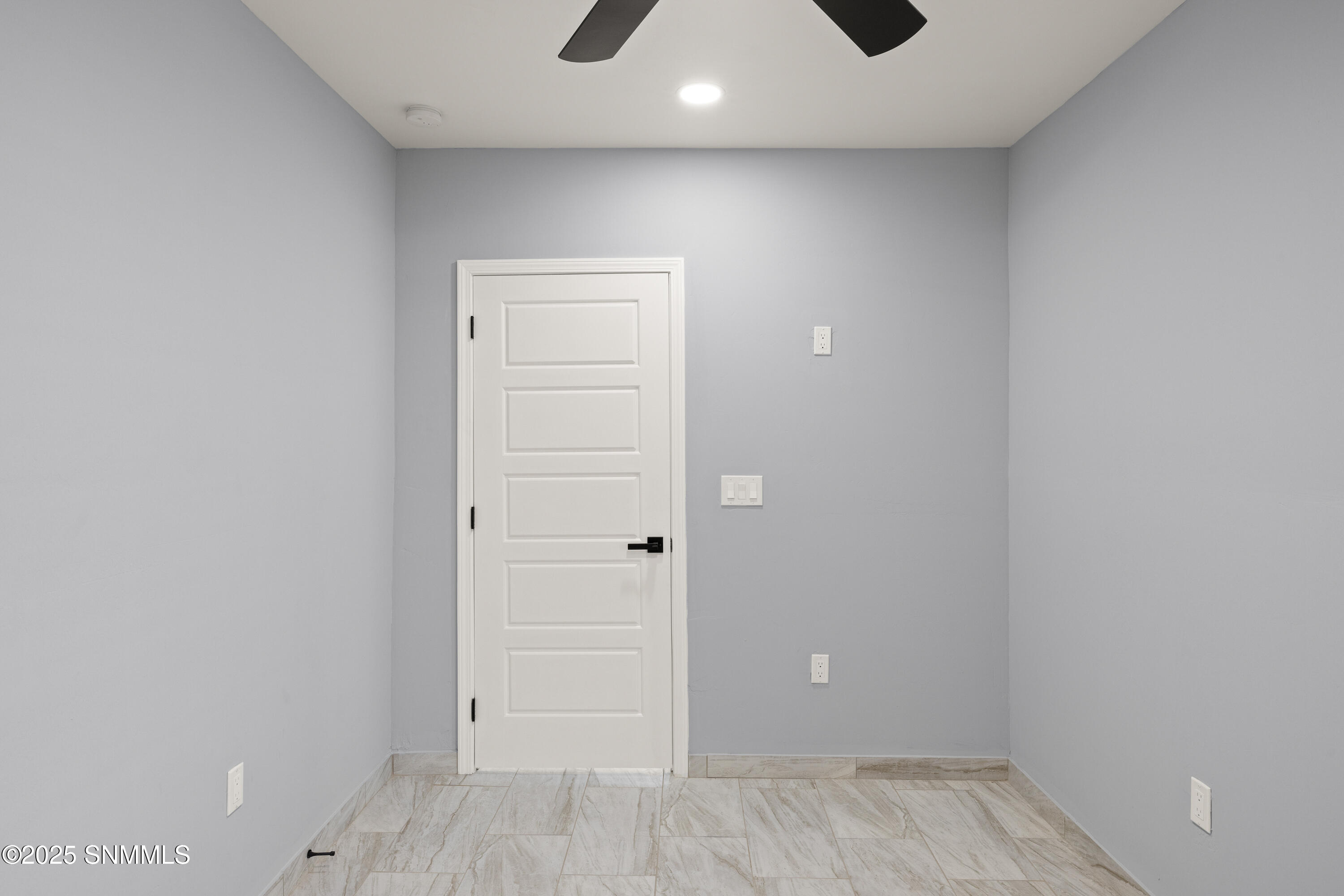 1212 Brownlee Unit B-15