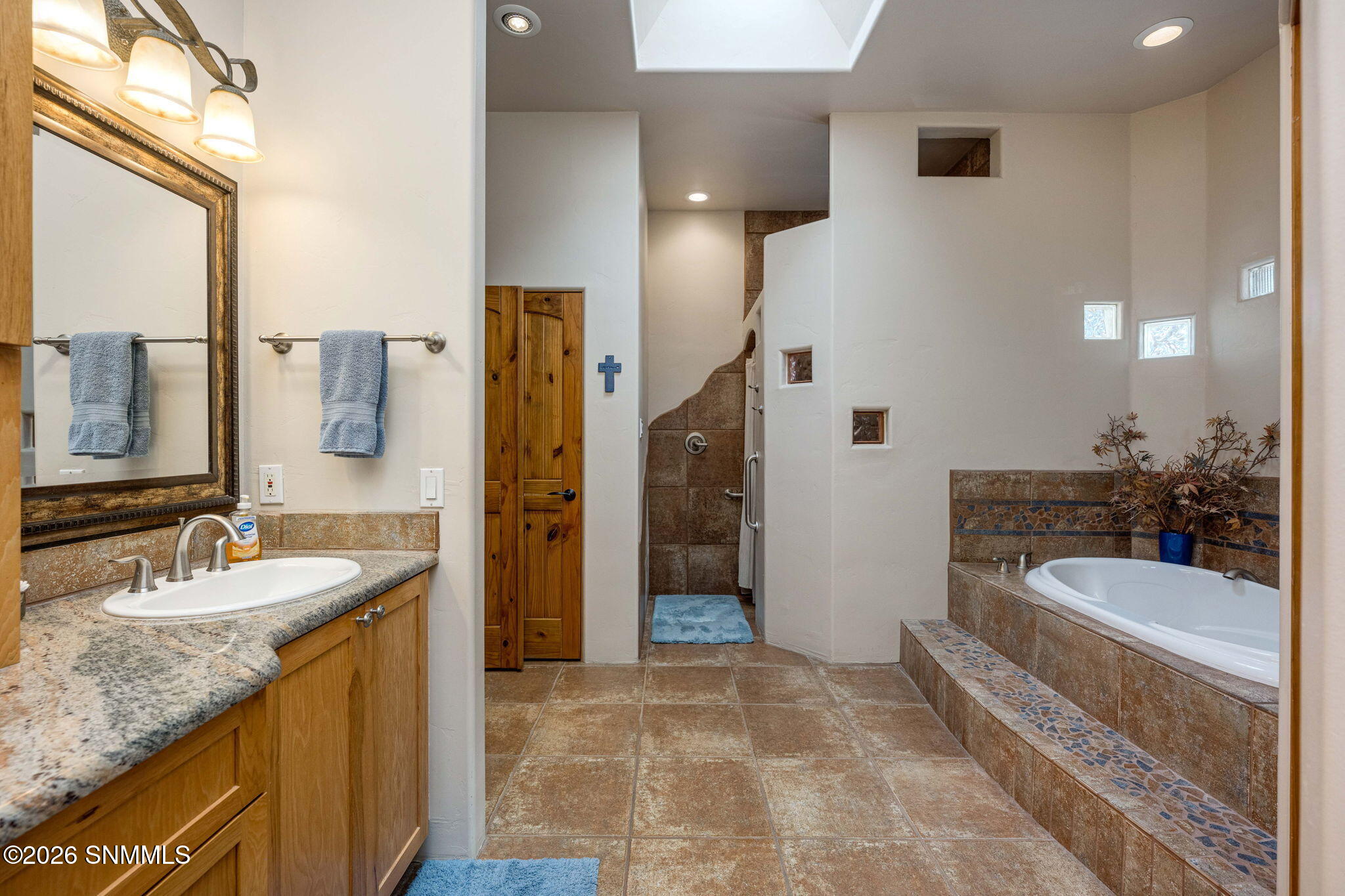 29-web-or-mls-Snappin Homes (Saragossa10