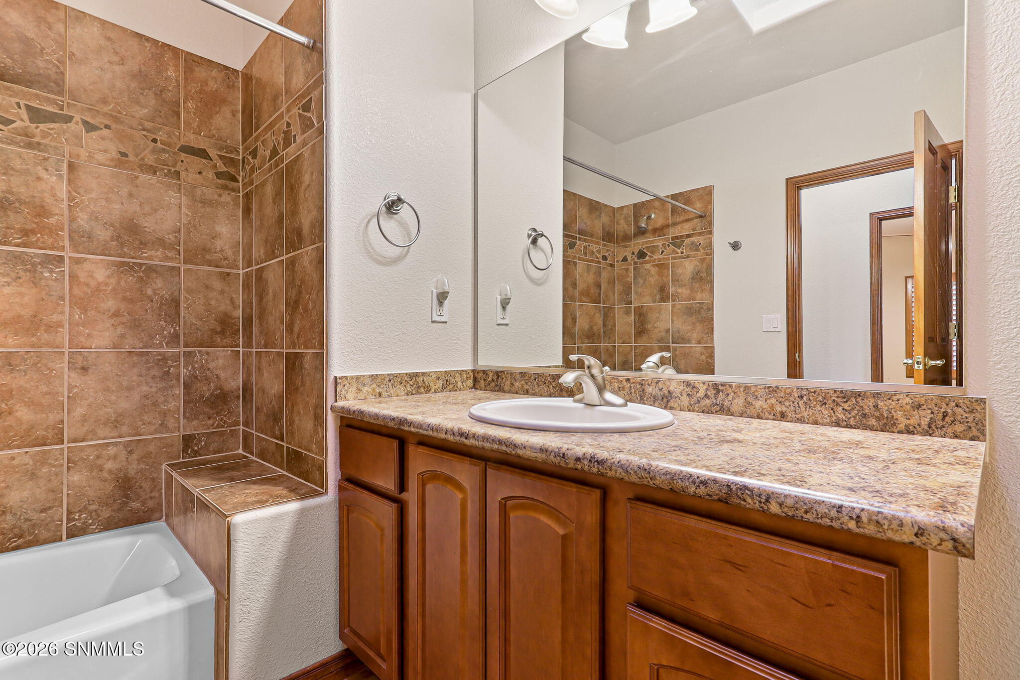 31-web-or-mls-IMG_1220