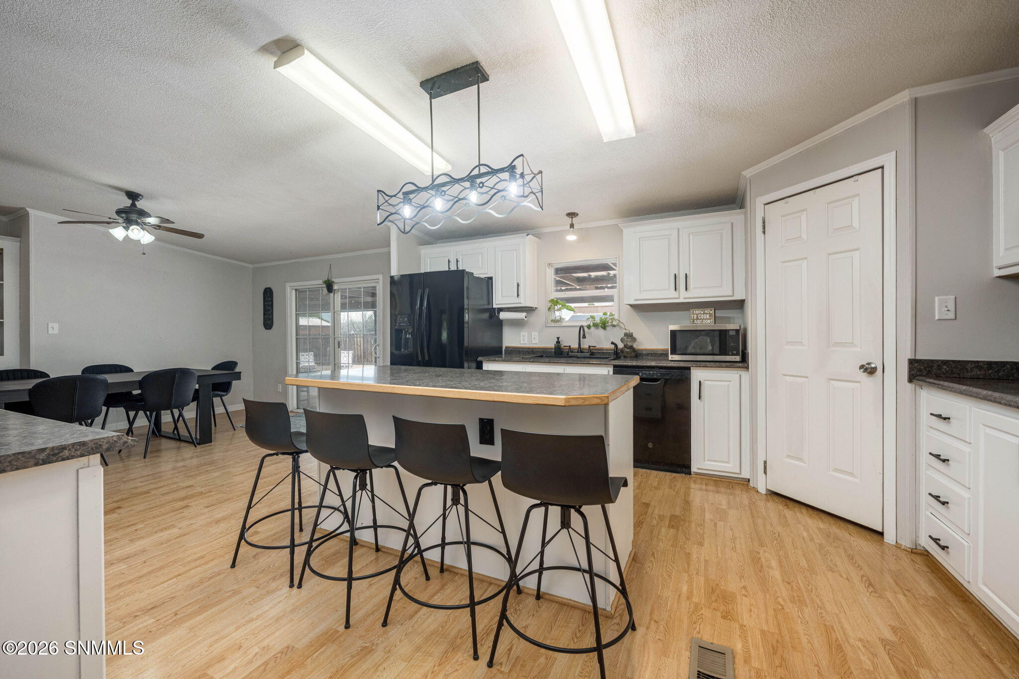 16-web-or-mls-Snappin Homes (Bales3710)-