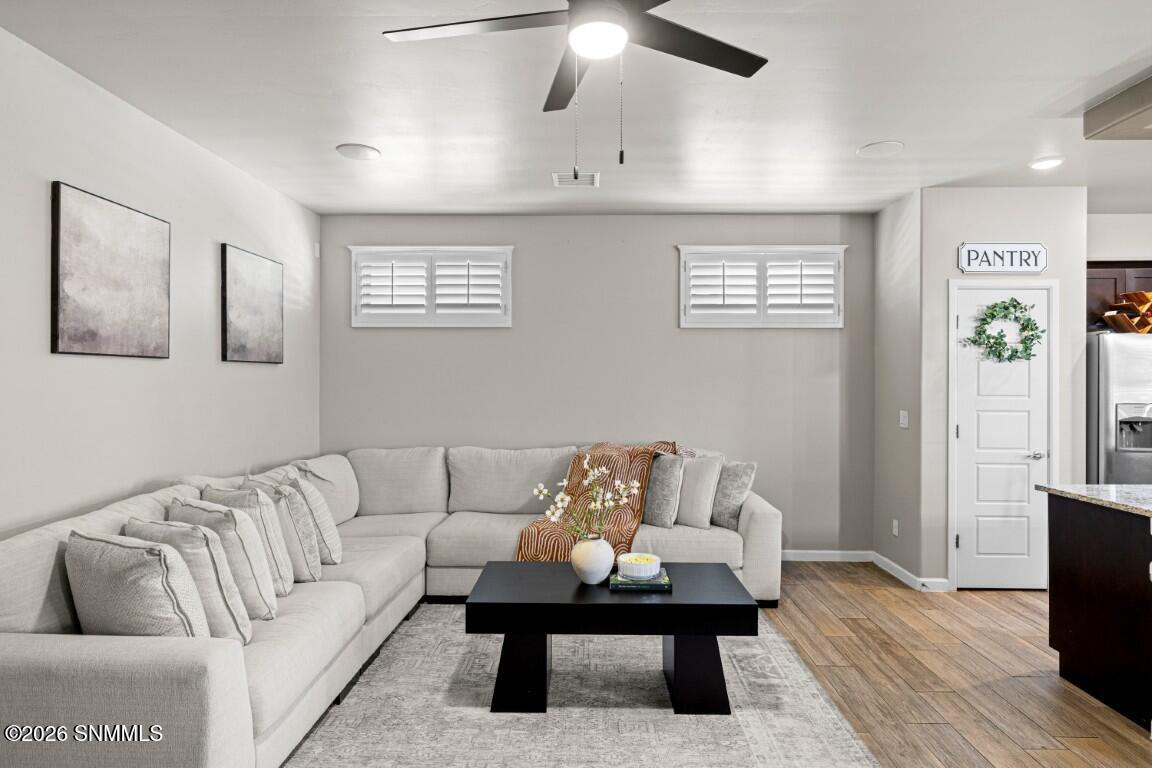 890-Holly-Park-MLS-Camera-Guy-14