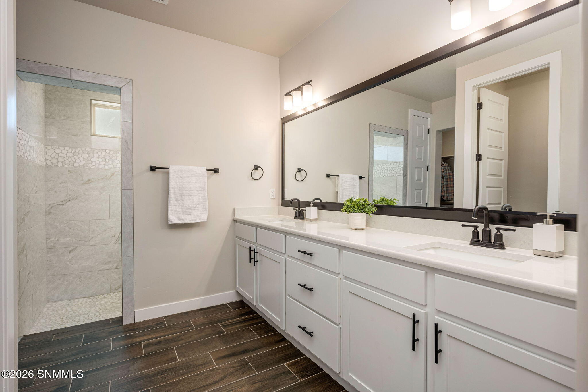 24-web-or-mls-Snappin Homes (Rosemary624