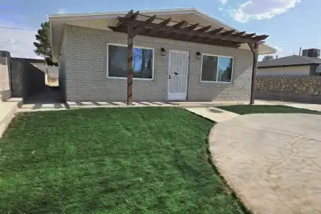 133 Fourth Street, Sunland Park, New Mexico 88063, 3 Bedrooms Bedrooms, ,2 BathroomsBathrooms,Residential,For Sale,Fourth,2501863